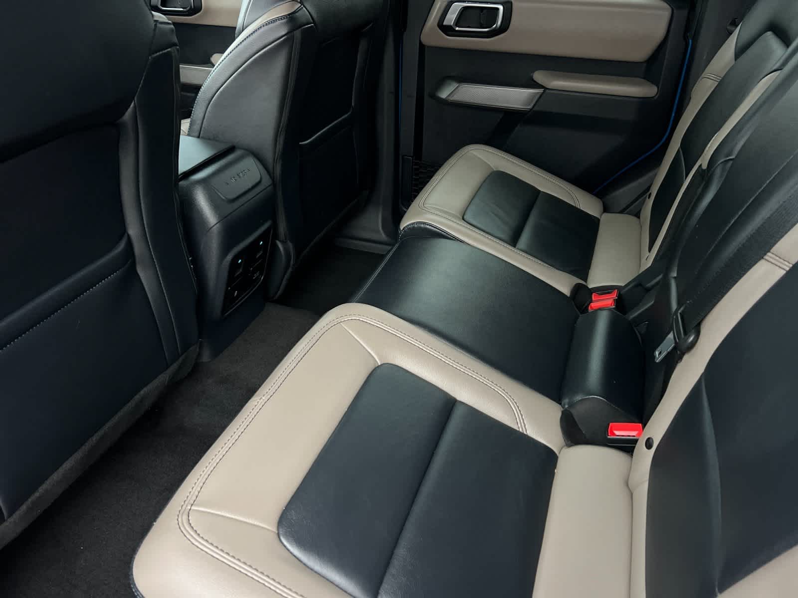 Thumbnail: 2022 Ford Bronco - 4