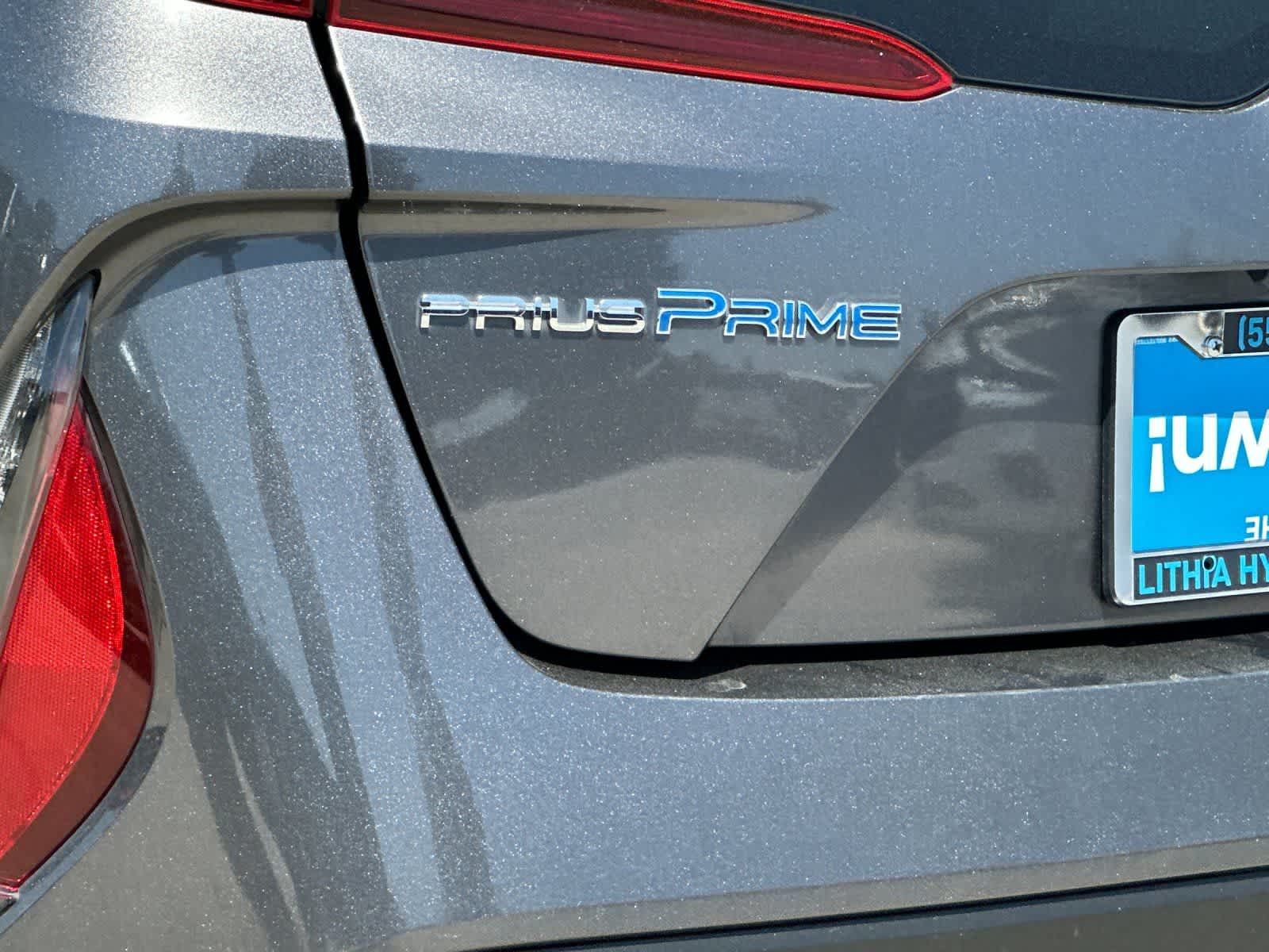 Thumbnail: 2022 Toyota Prius Prime - 29