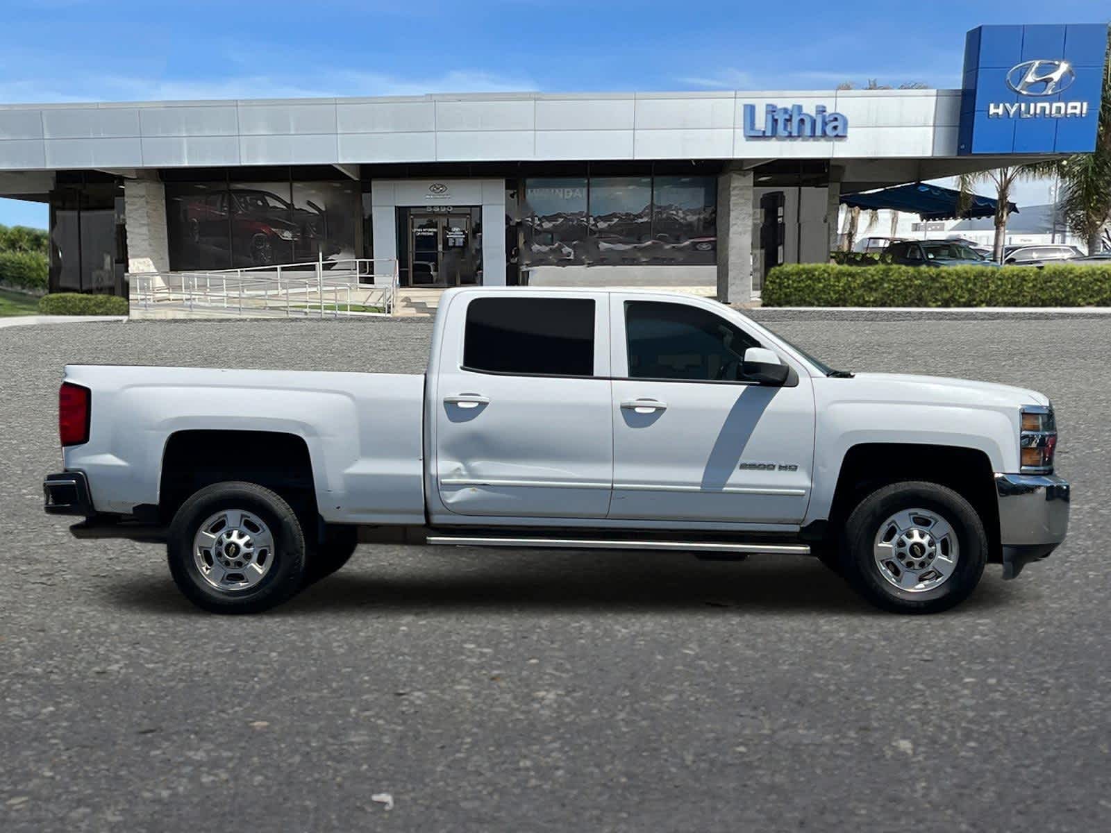 Thumbnail: 2015 Chevrolet Silverado 2500 - 8