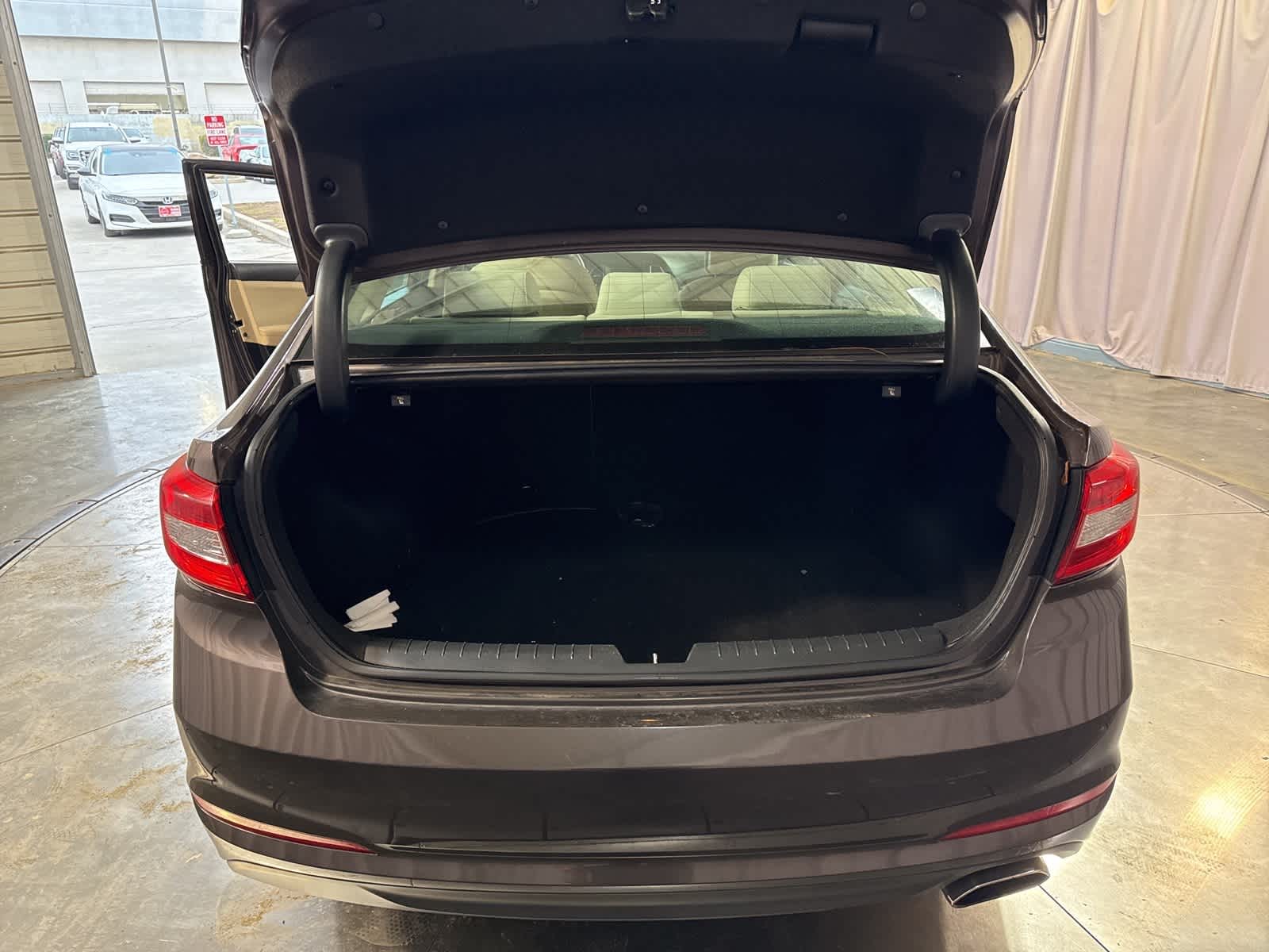 Thumbnail: 2016 Hyundai Sonata - 11