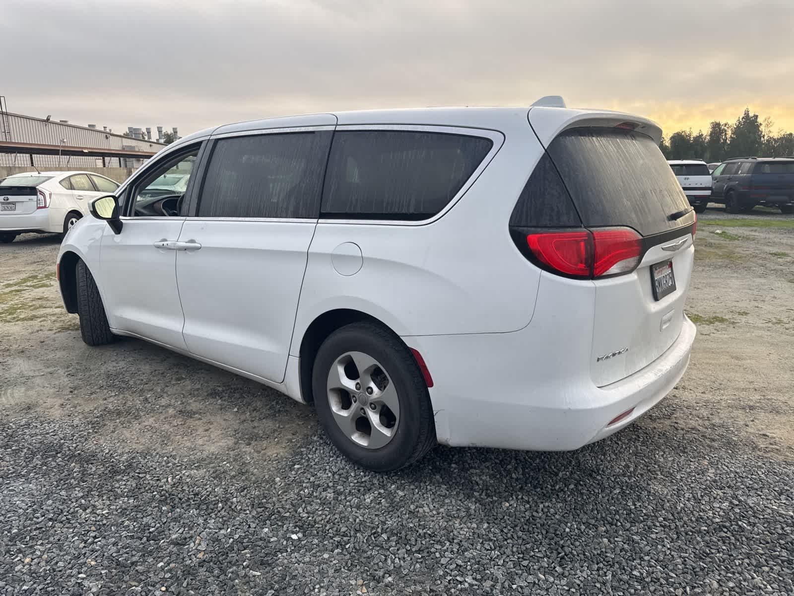 Thumbnail: 2017 Chrysler Pacifica - 7
