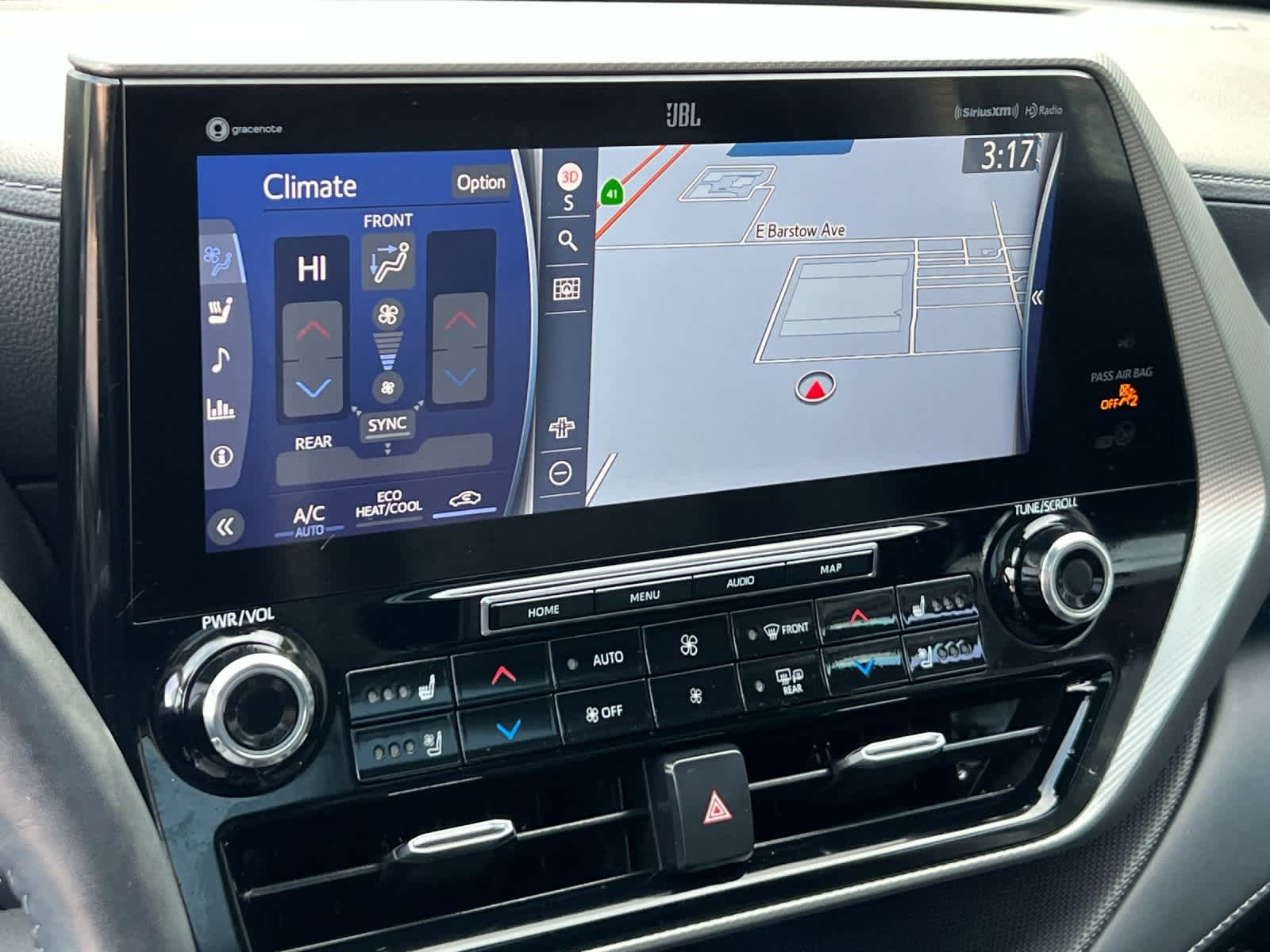 Thumbnail: 2022 Toyota Highlander - 20