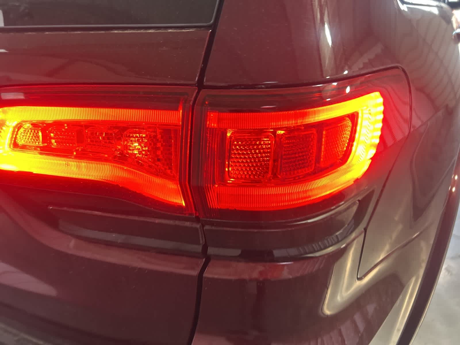 Thumbnail: 2017 Jeep Grand Cherokee - 10
