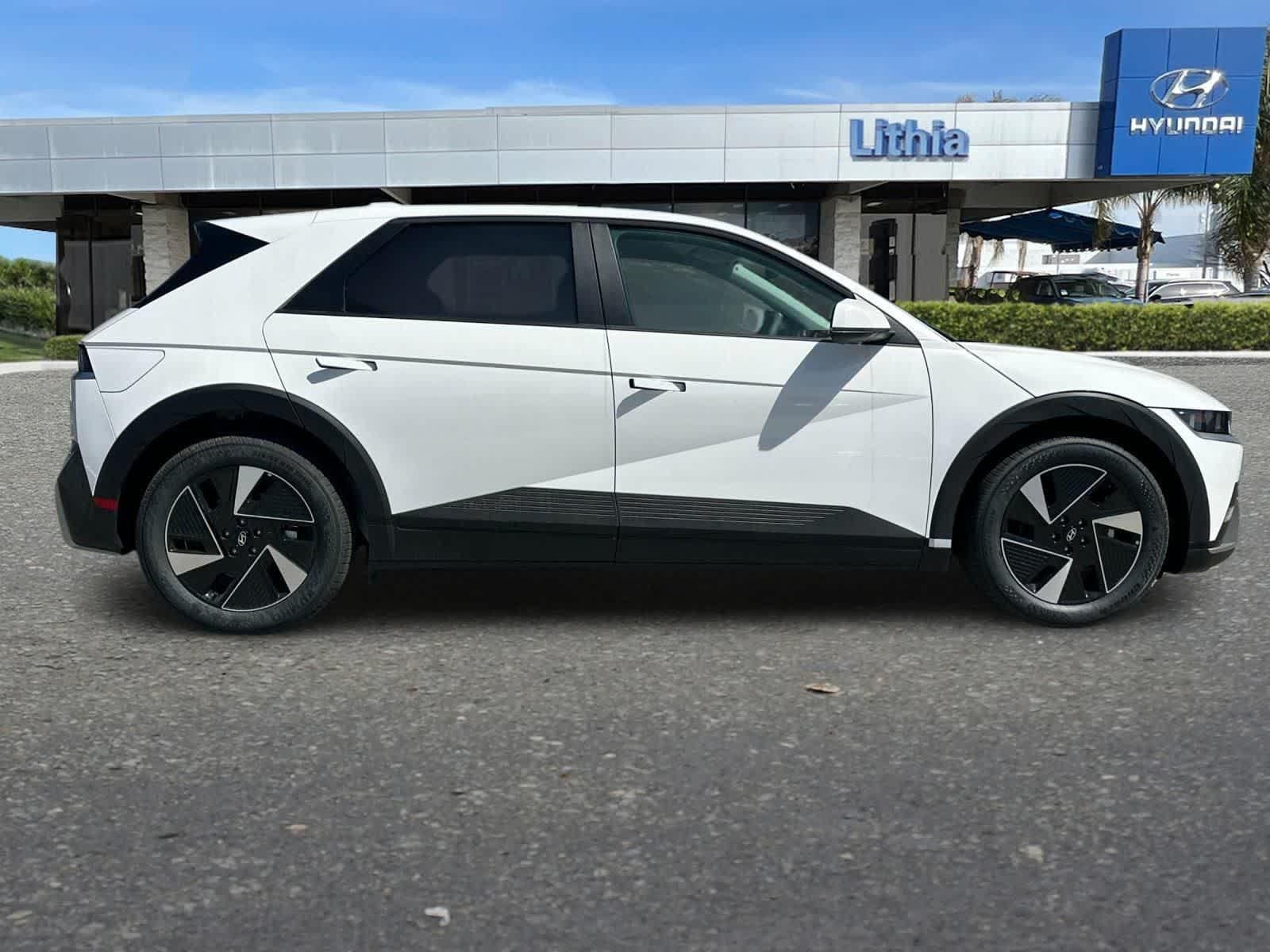 Thumbnail: 2026 Hyundai Ioniq 5 - 8