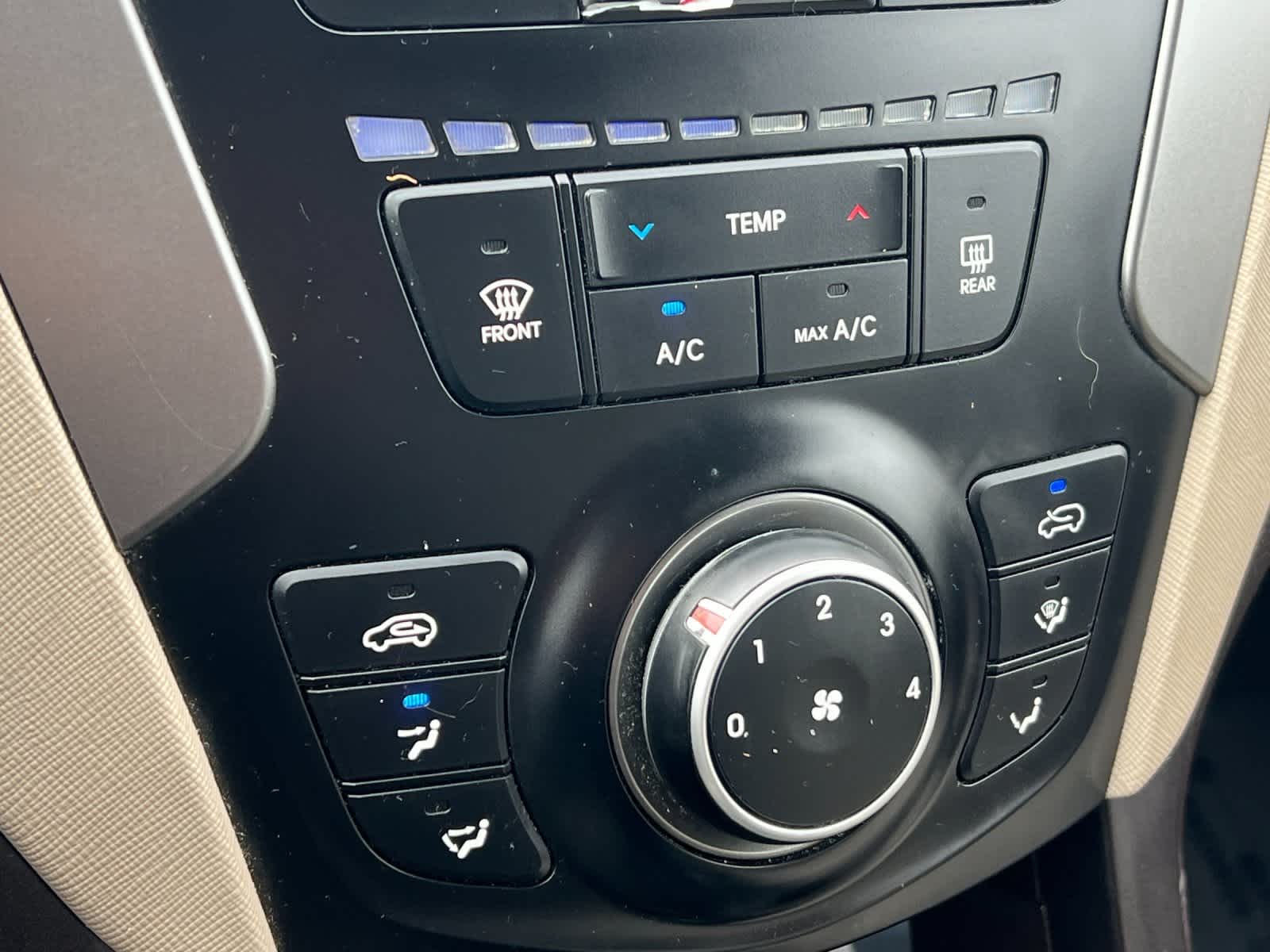 Thumbnail: 2017 Hyundai Santa Fe - 21