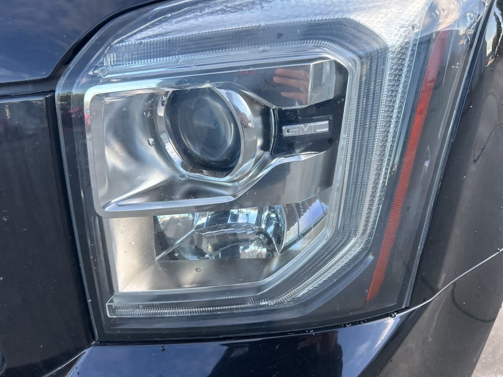 Thumbnail: 2018 GMC Yukon XL - 2