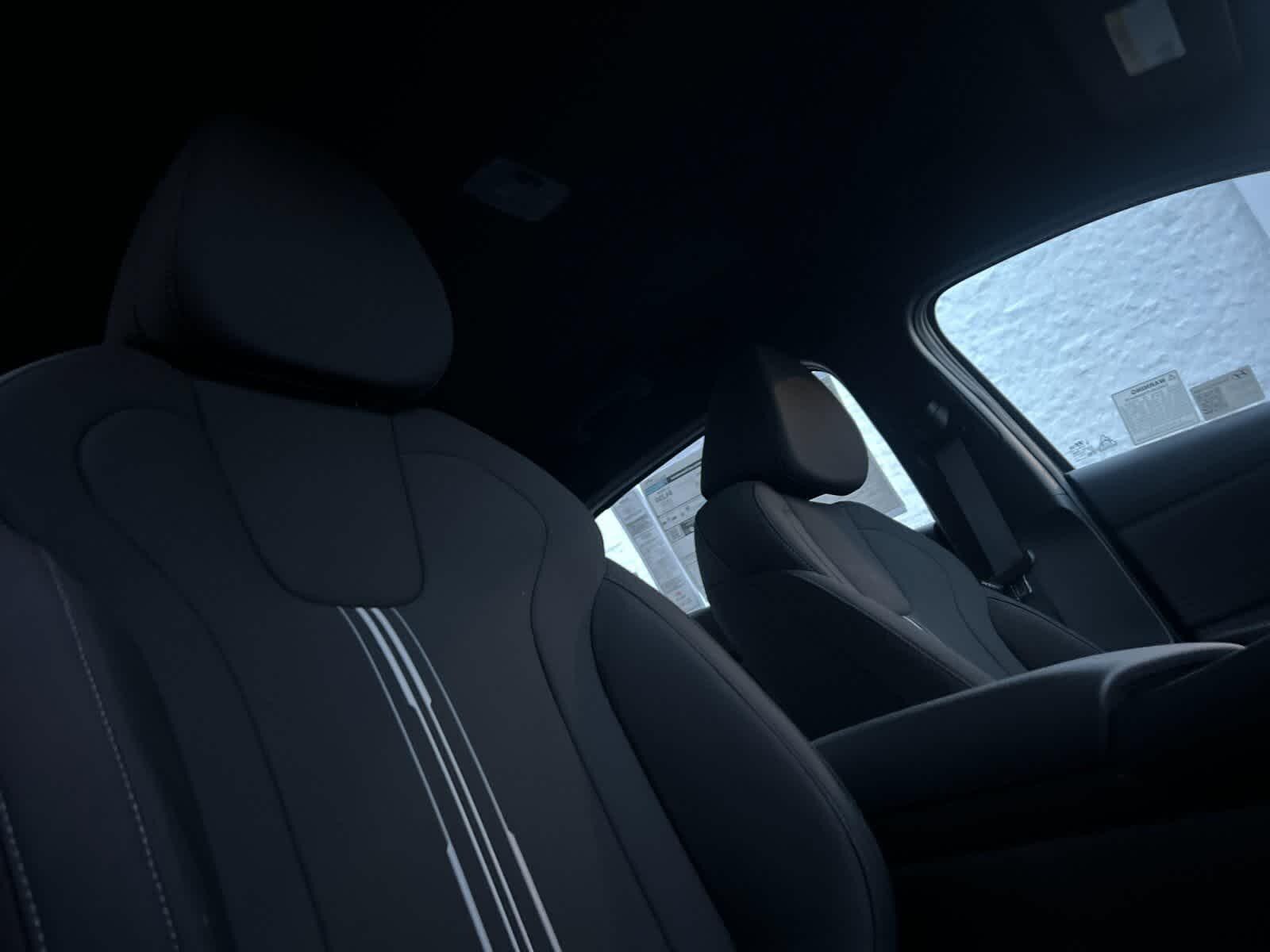 Thumbnail: 2025 Hyundai Elantra - 17