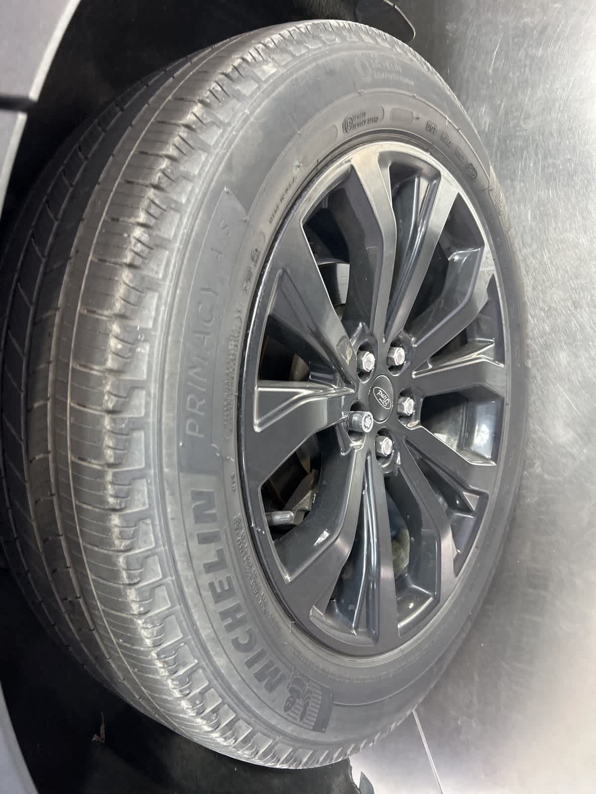 Thumbnail: 2020 Ford Explorer - 9