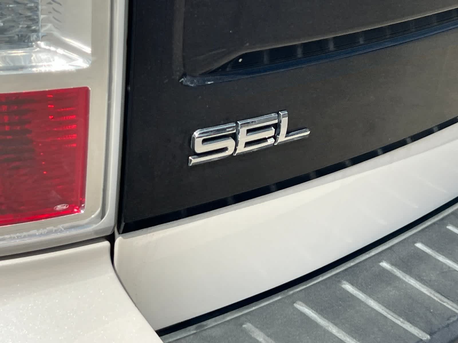 Thumbnail: 2018 Ford Flex - 28