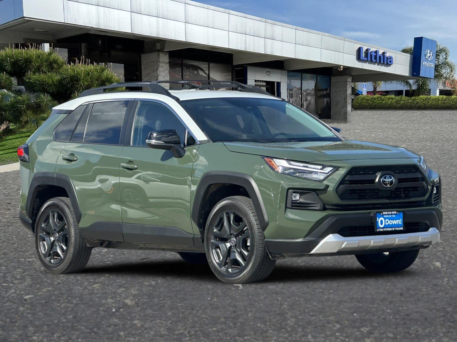 Thumbnail: 2024 Toyota RAV4 - 9