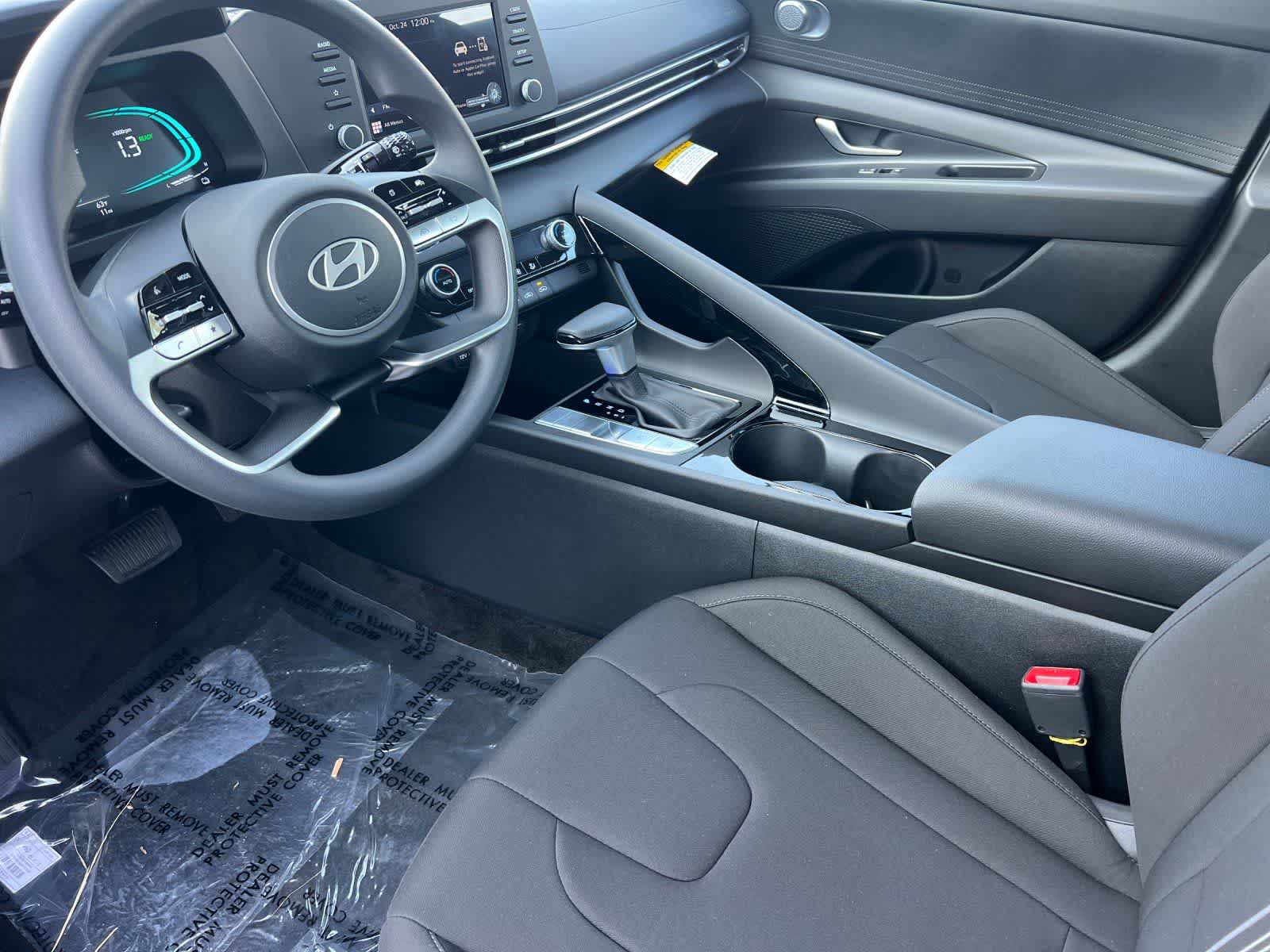 Thumbnail: 2026 Hyundai Elantra - 12