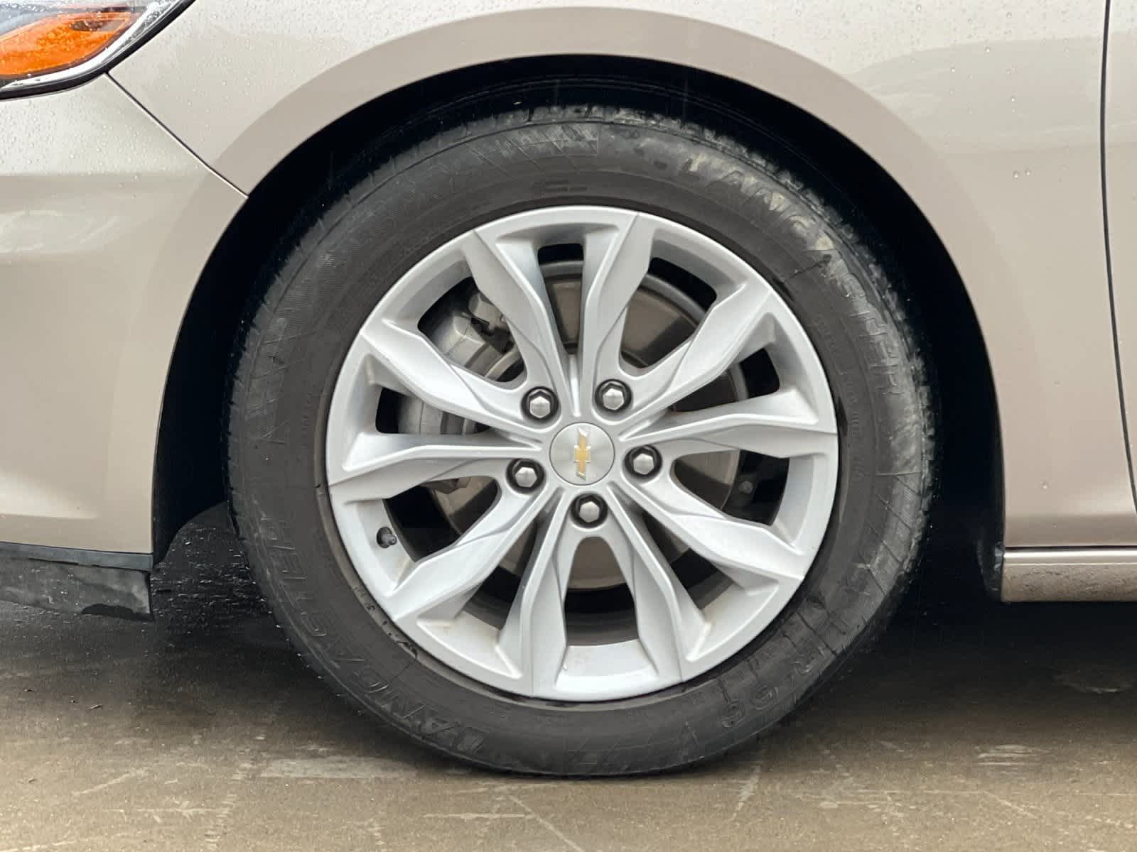 Thumbnail: 2023 Chevrolet Malibu - 25