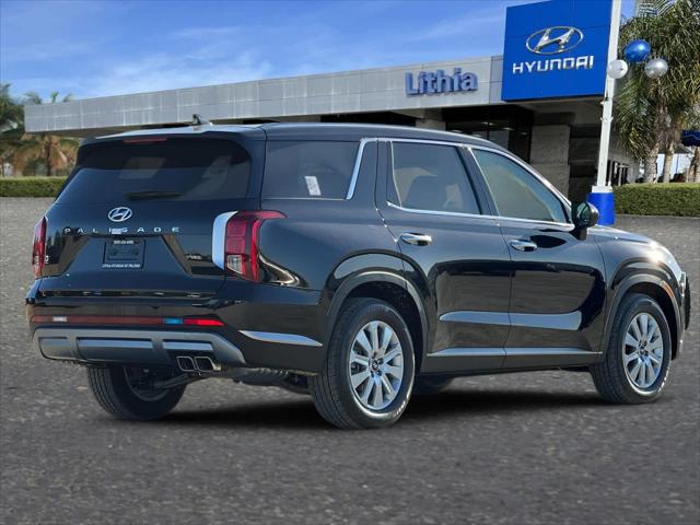 2025 Hyundai Palisade SEL photo 2