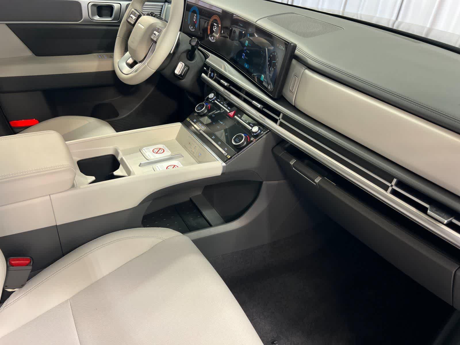 Thumbnail: 2026 Hyundai Santa Fe - 17