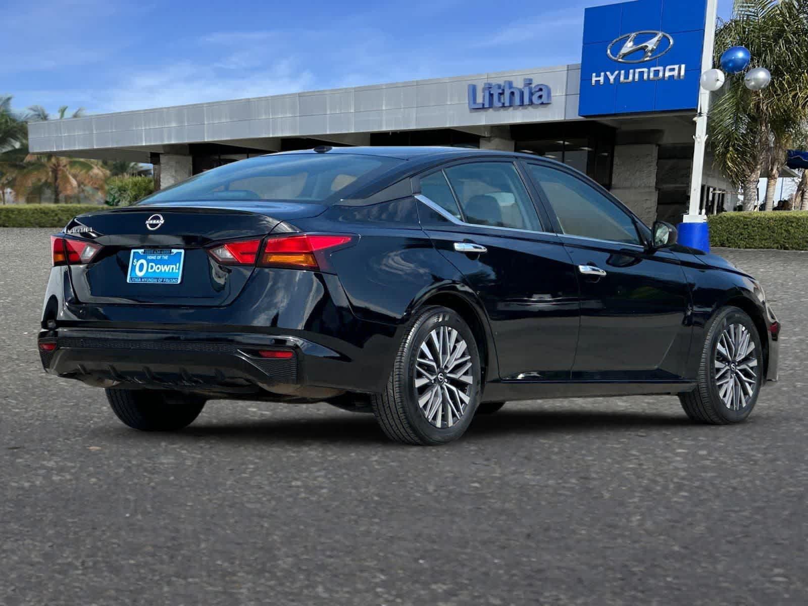 Thumbnail: 2025 Nissan Altima - 3