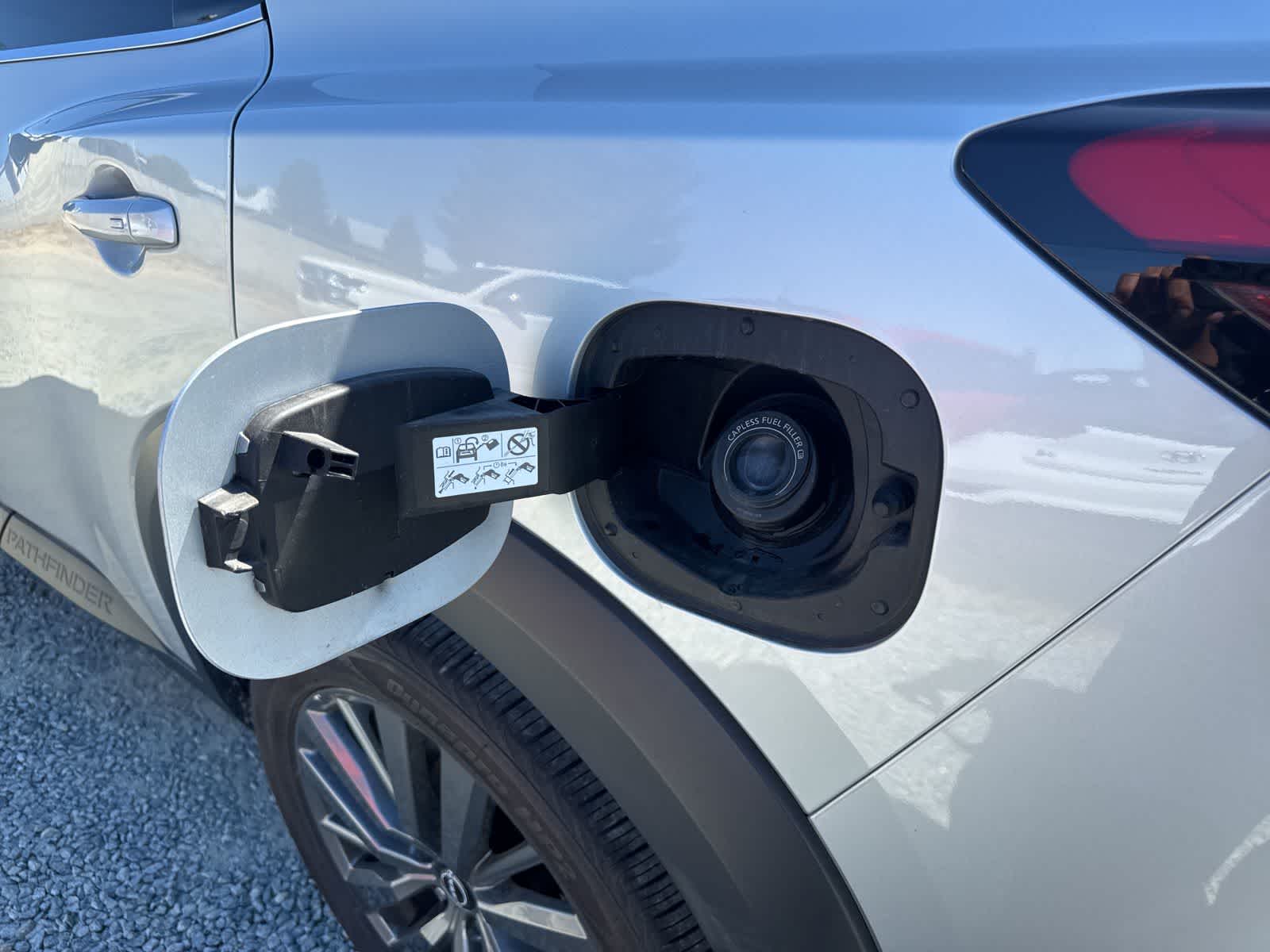 Thumbnail: 2025 Nissan Pathfinder - 11