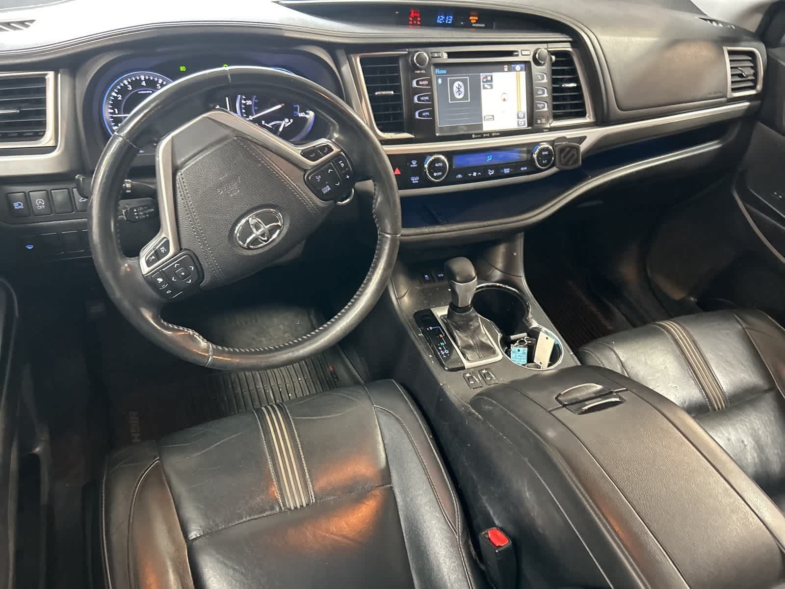 Thumbnail: 2017 Toyota Highlander - 23