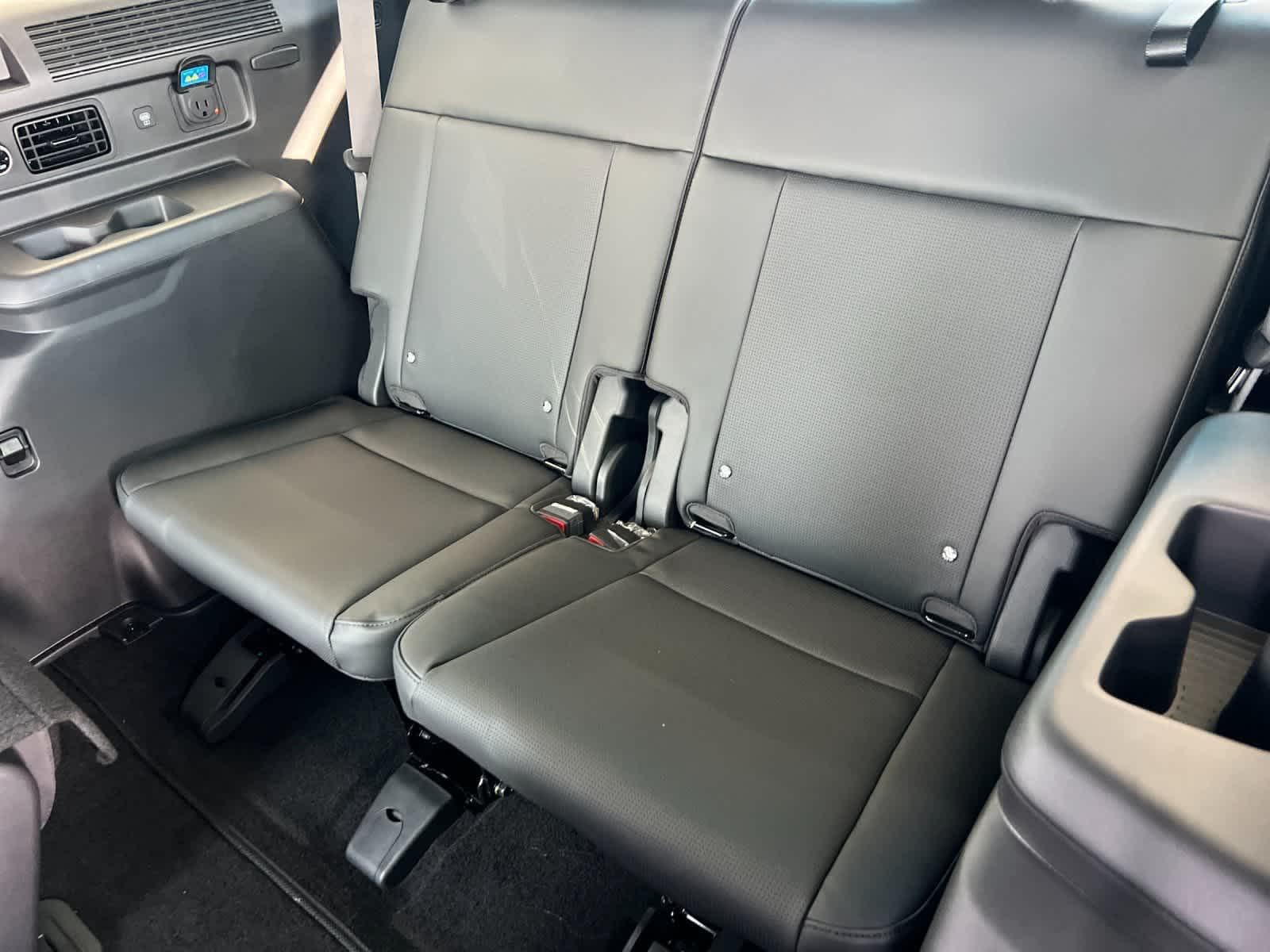 Thumbnail: 2026 Hyundai Santa Fe - 15