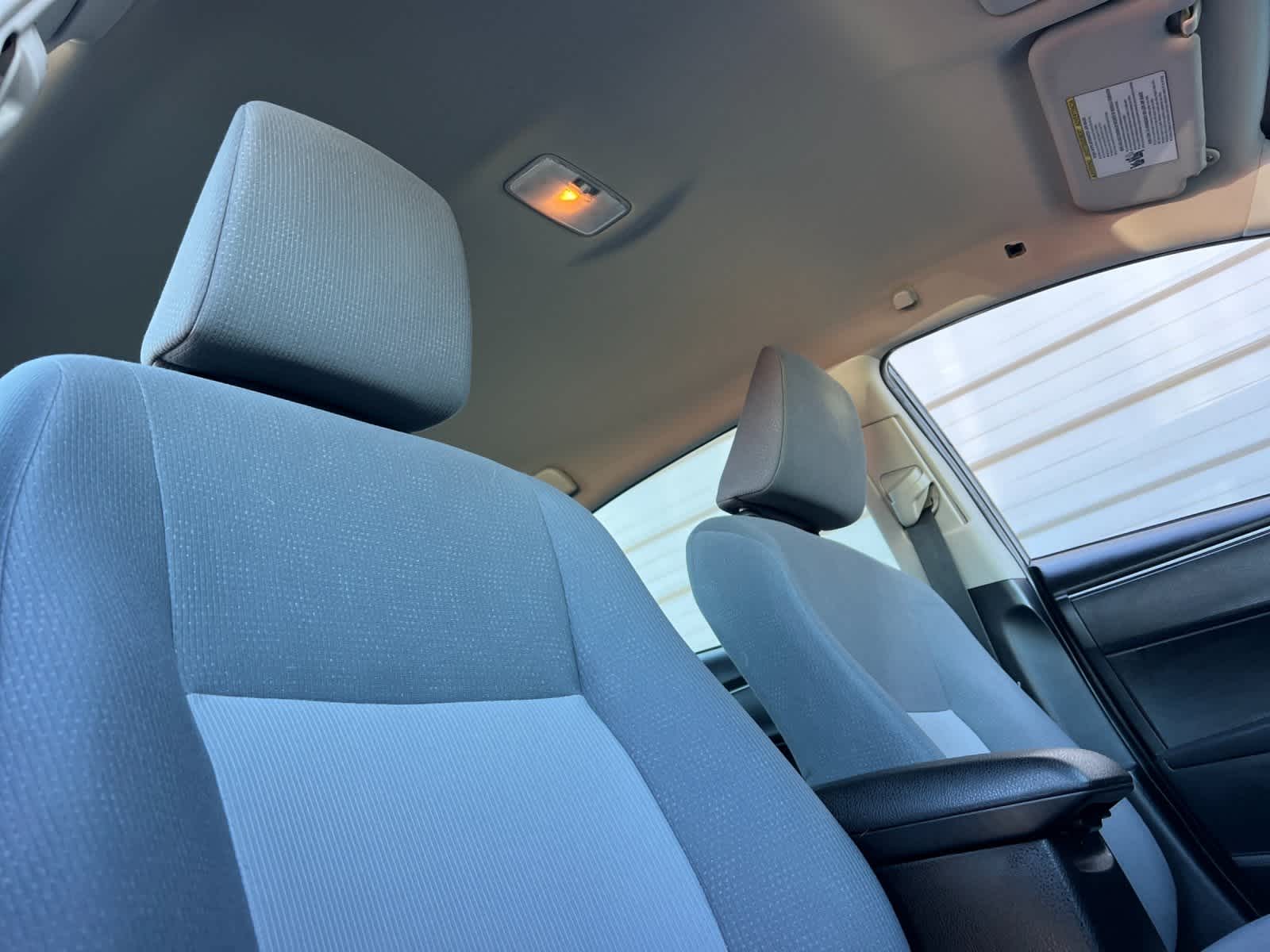 Thumbnail: 2015 Toyota Corolla - 16