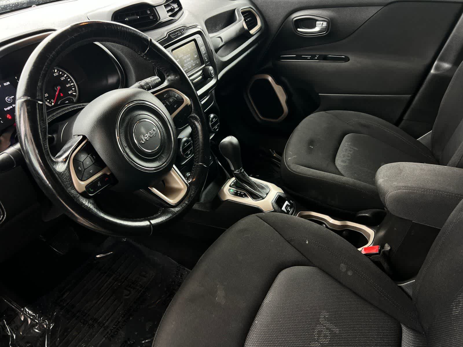 Thumbnail: 2017 Jeep Renegade - 12