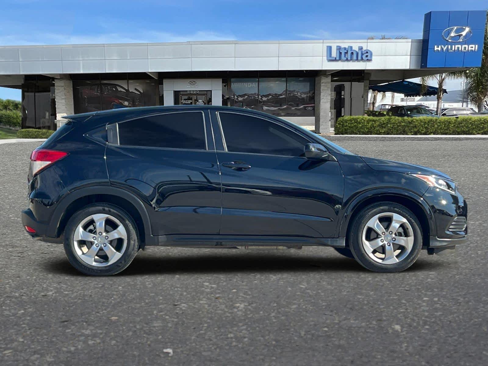 Thumbnail: 2022 Honda HR-V - 8