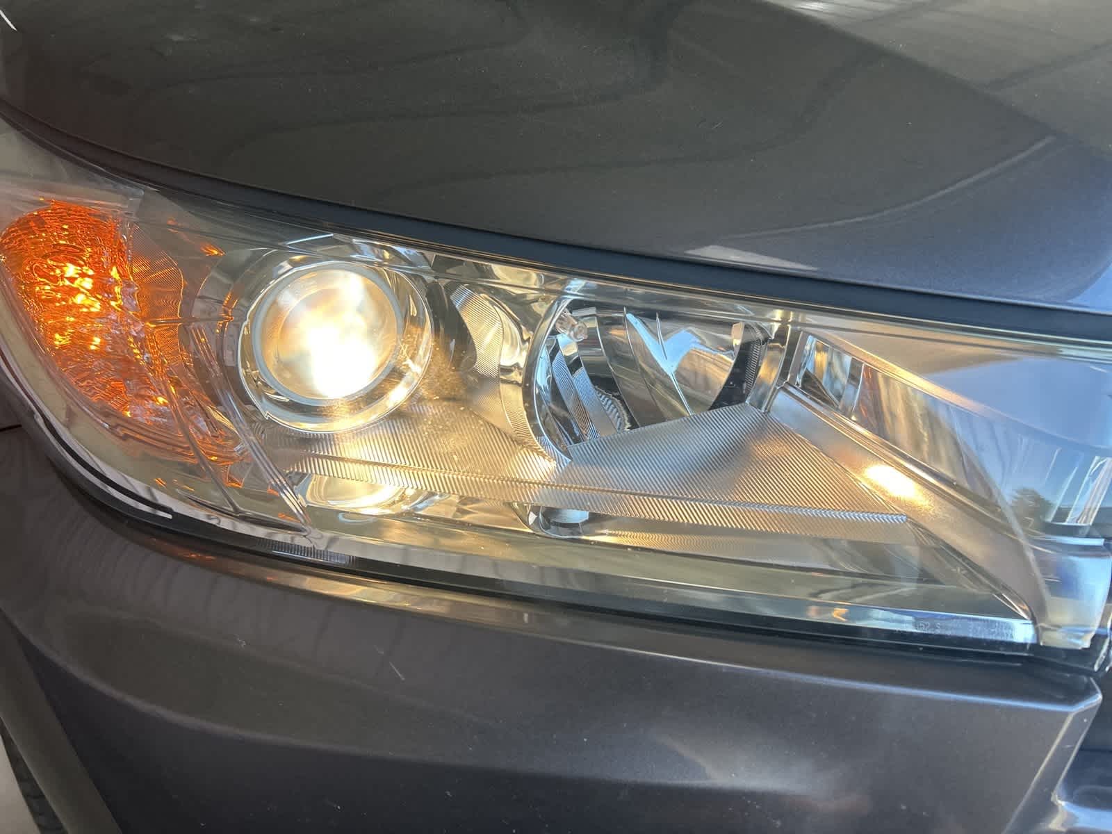 Thumbnail: 2019 Toyota Highlander - 4
