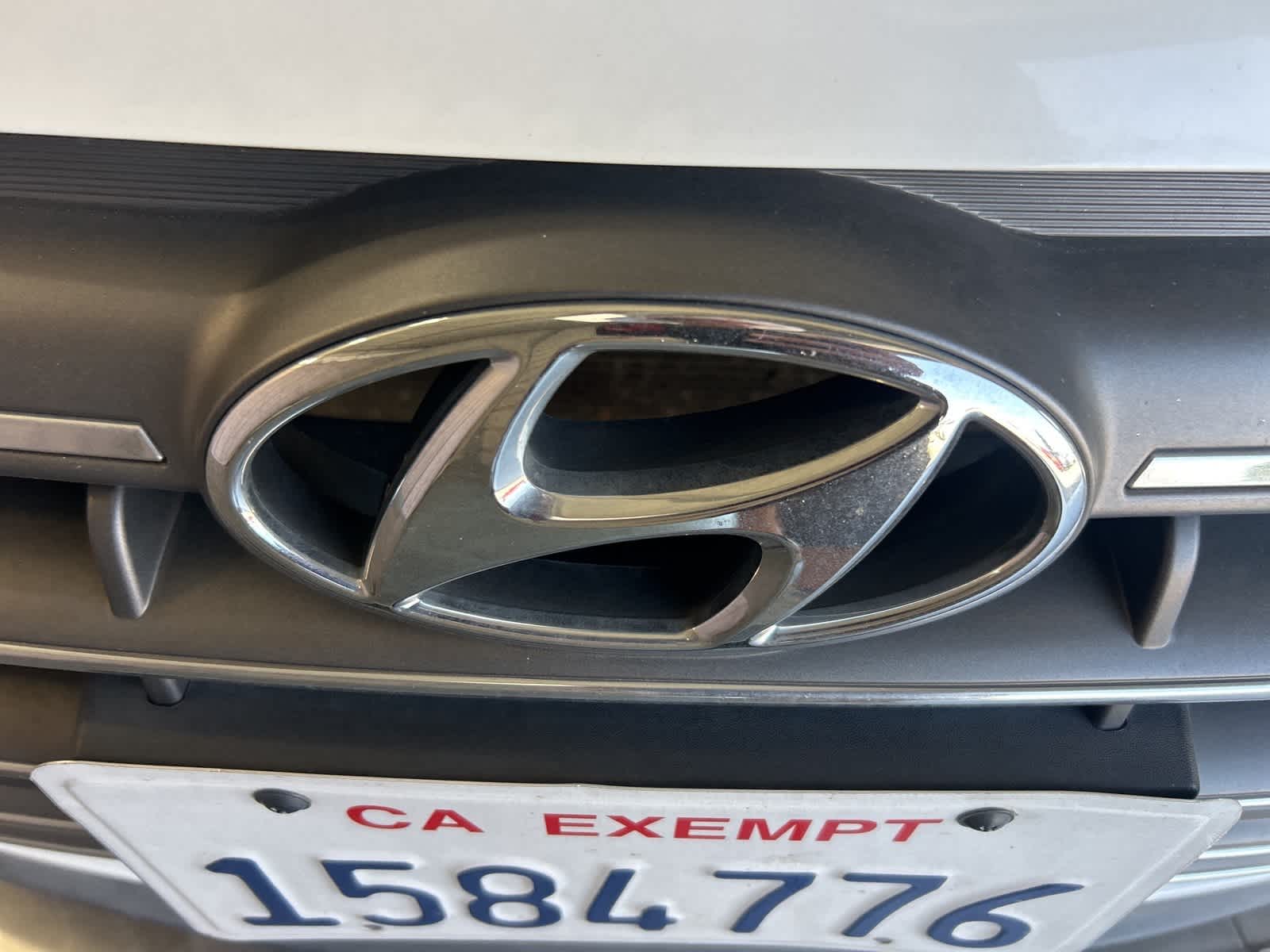2020 Hyundai Elantra SE 3