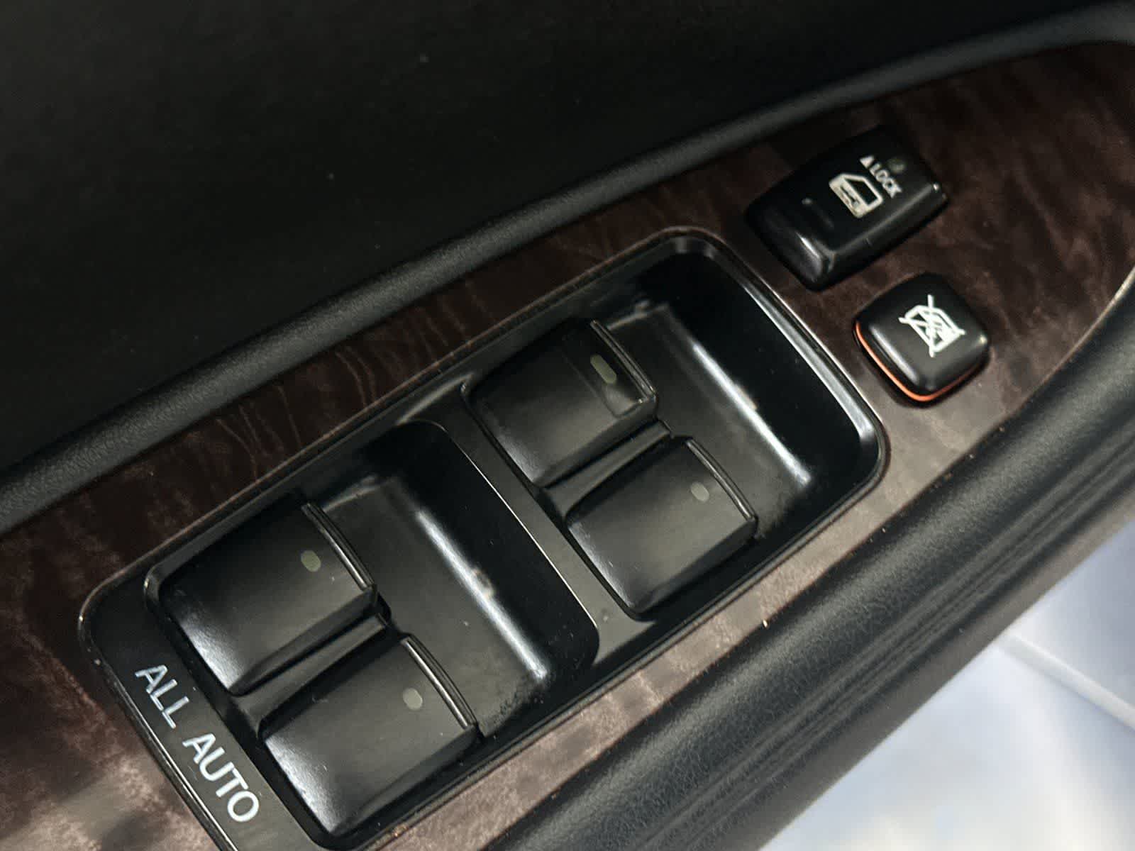 Thumbnail: 2011 Toyota Avalon - 14