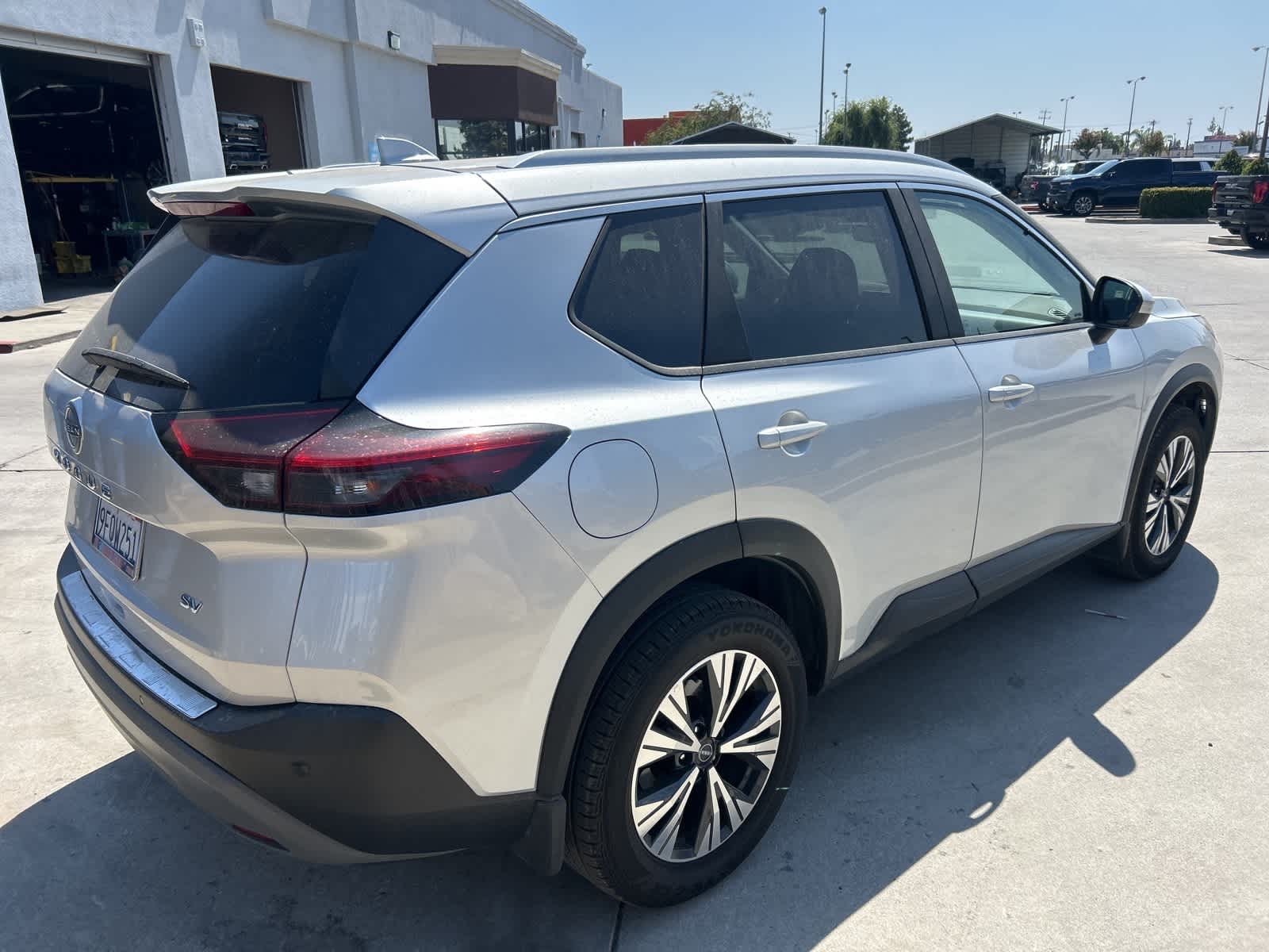 Thumbnail: 2023 Nissan Rogue - 8