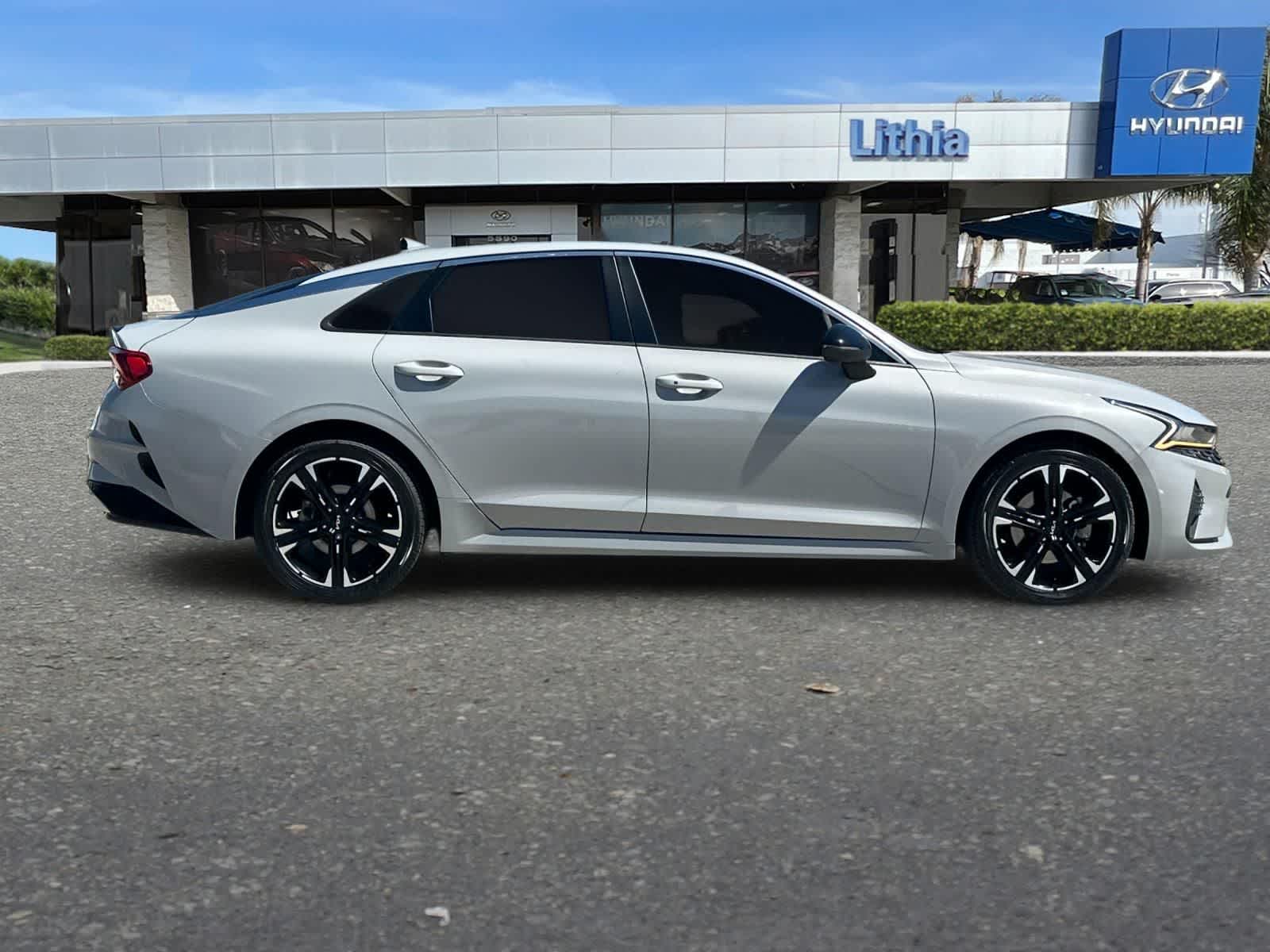 Thumbnail: 2022 Kia K5 - 9