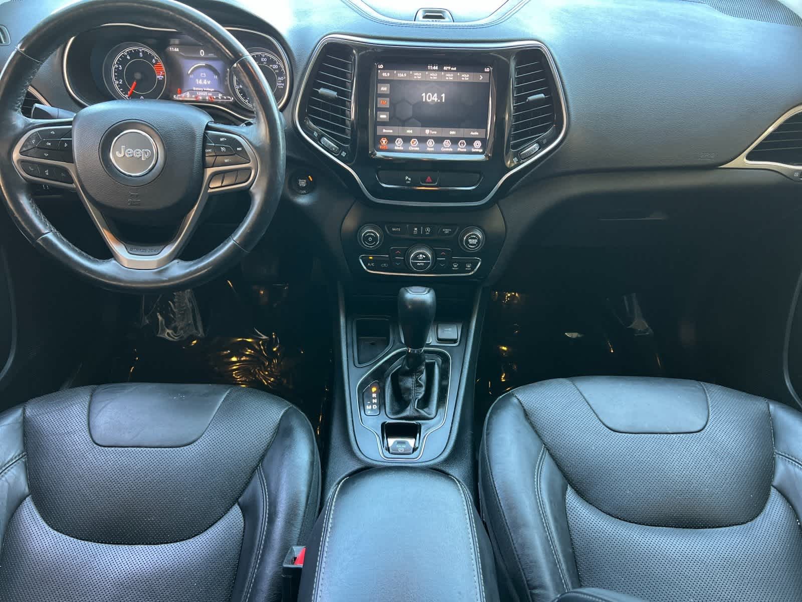 Thumbnail: 2019 Jeep Cherokee - 3