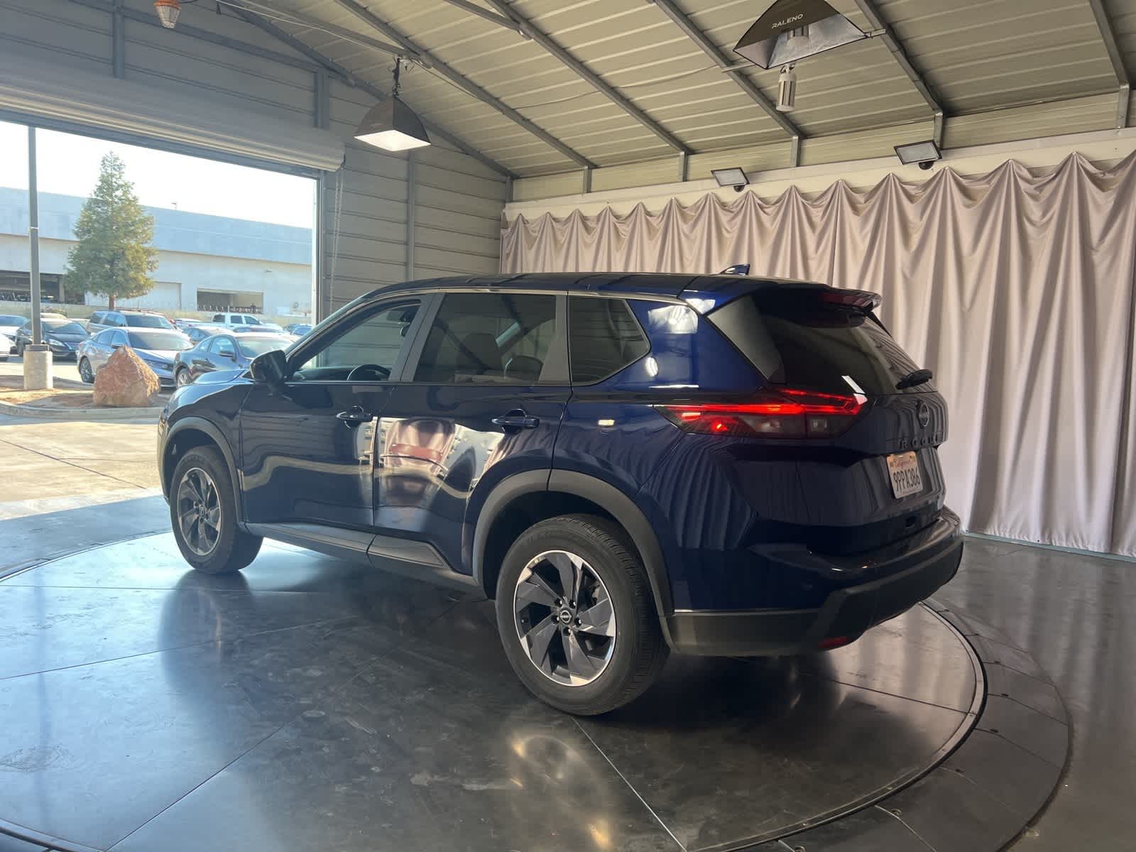 Thumbnail: 2025 Nissan Rogue - 5