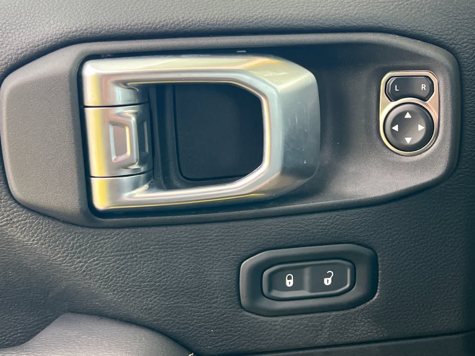 Thumbnail: 2023 Jeep Wrangler - 14