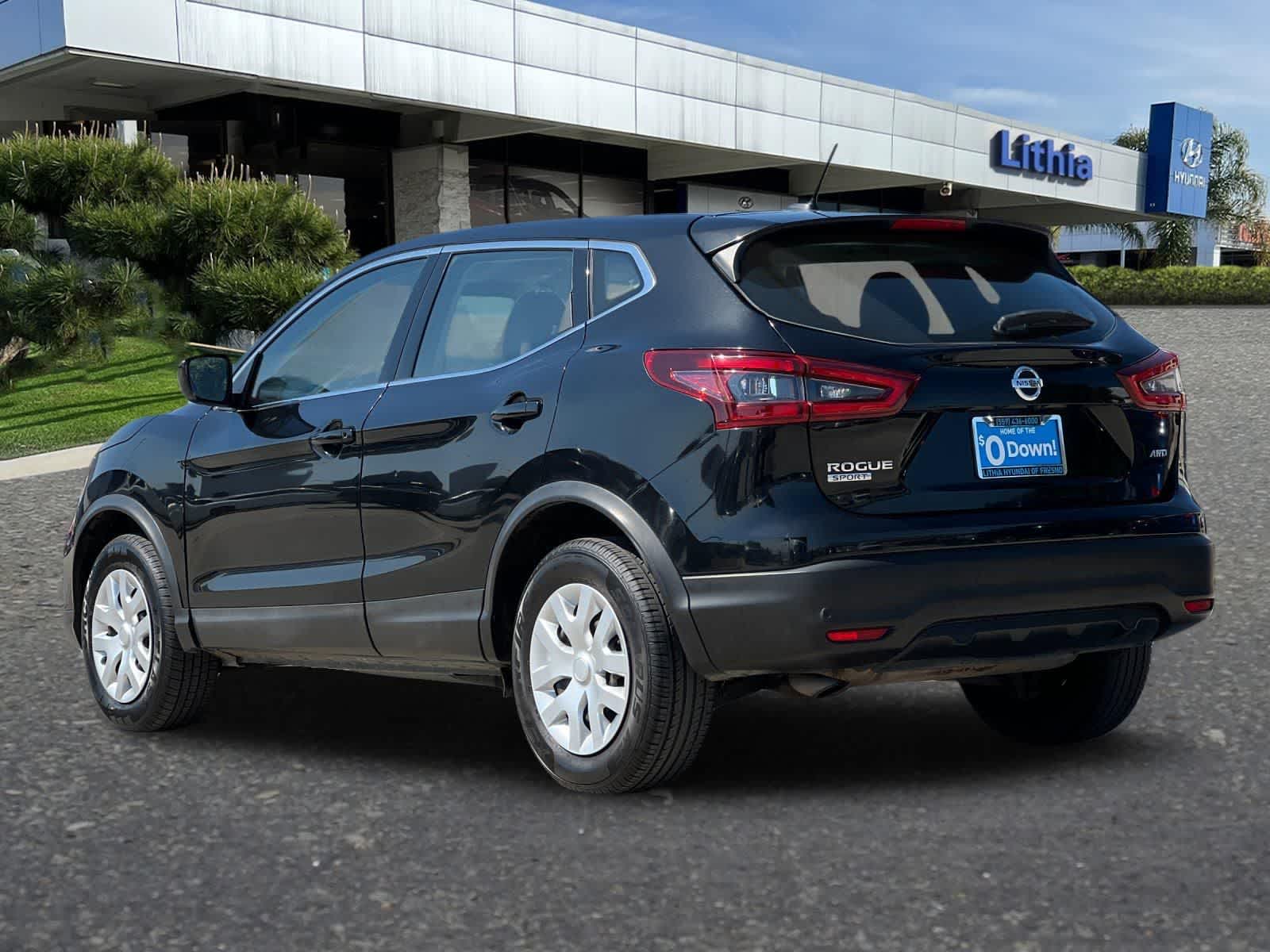 Thumbnail: 2020 Nissan Rogue Sport - 7