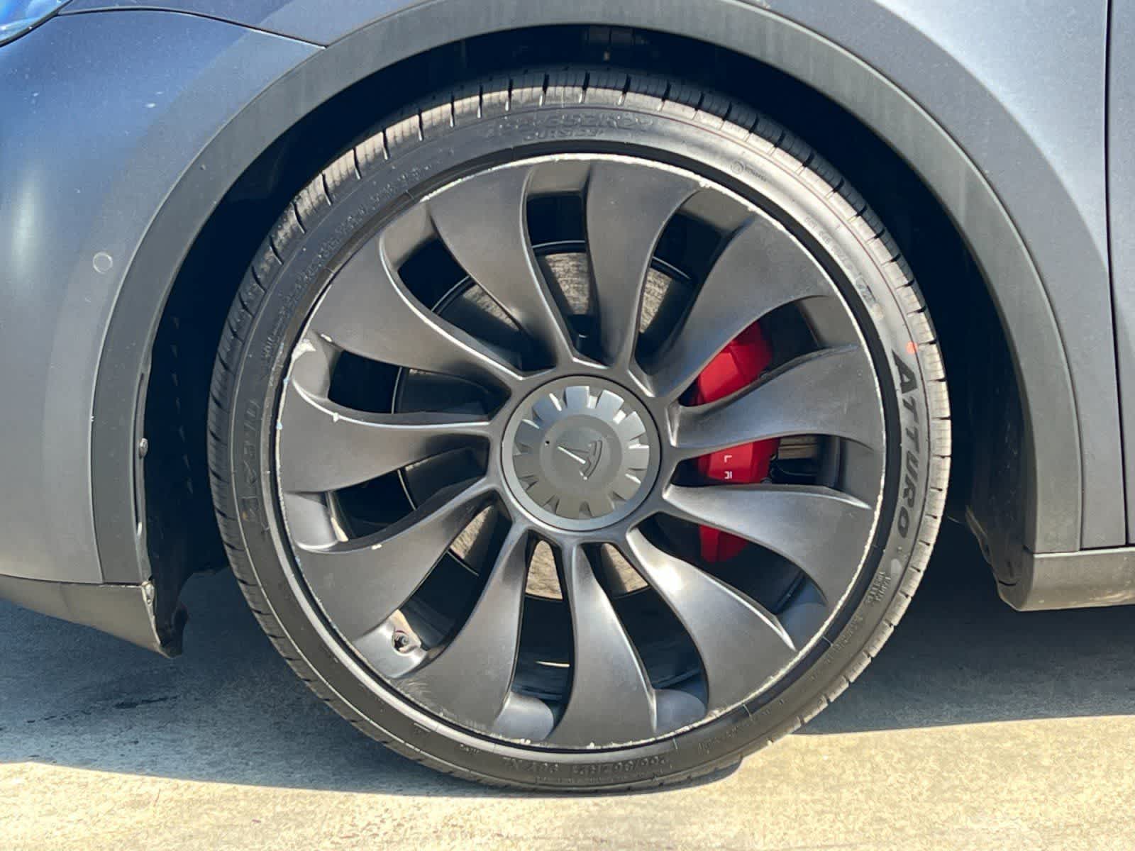 Thumbnail: 2022 Tesla Model Y - 26