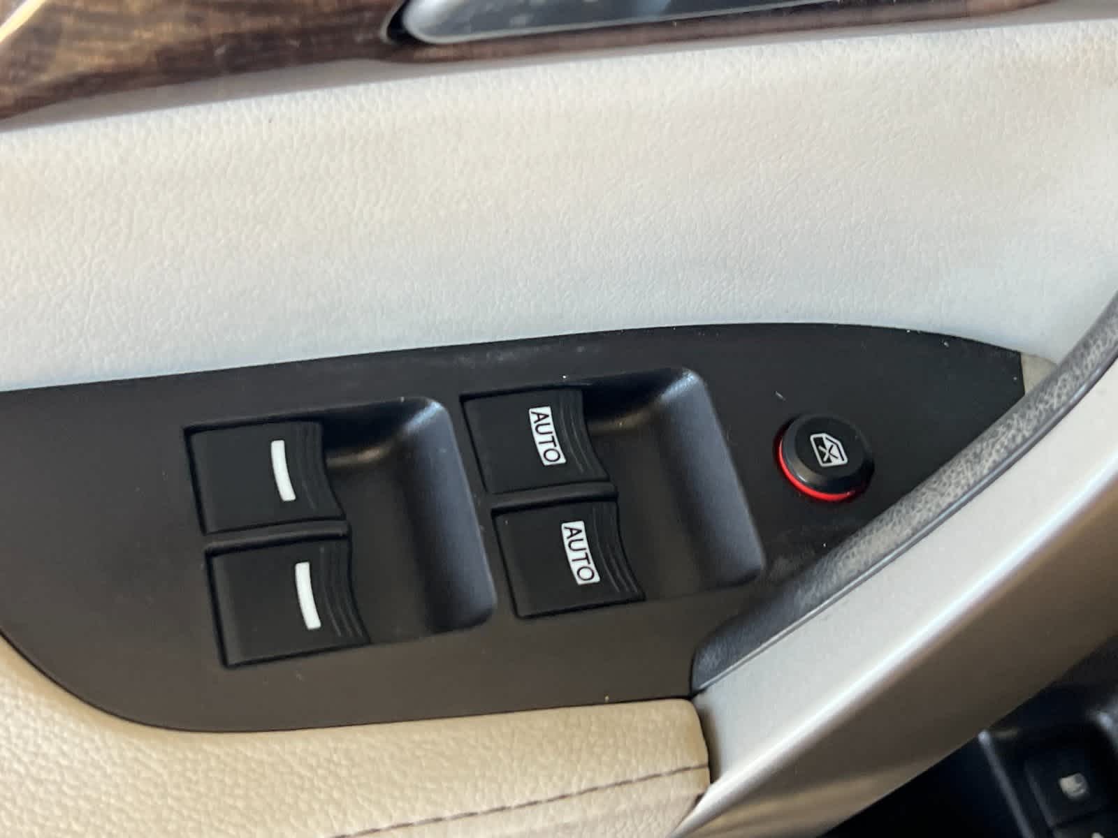 Thumbnail: 2010 Acura MDX - 13