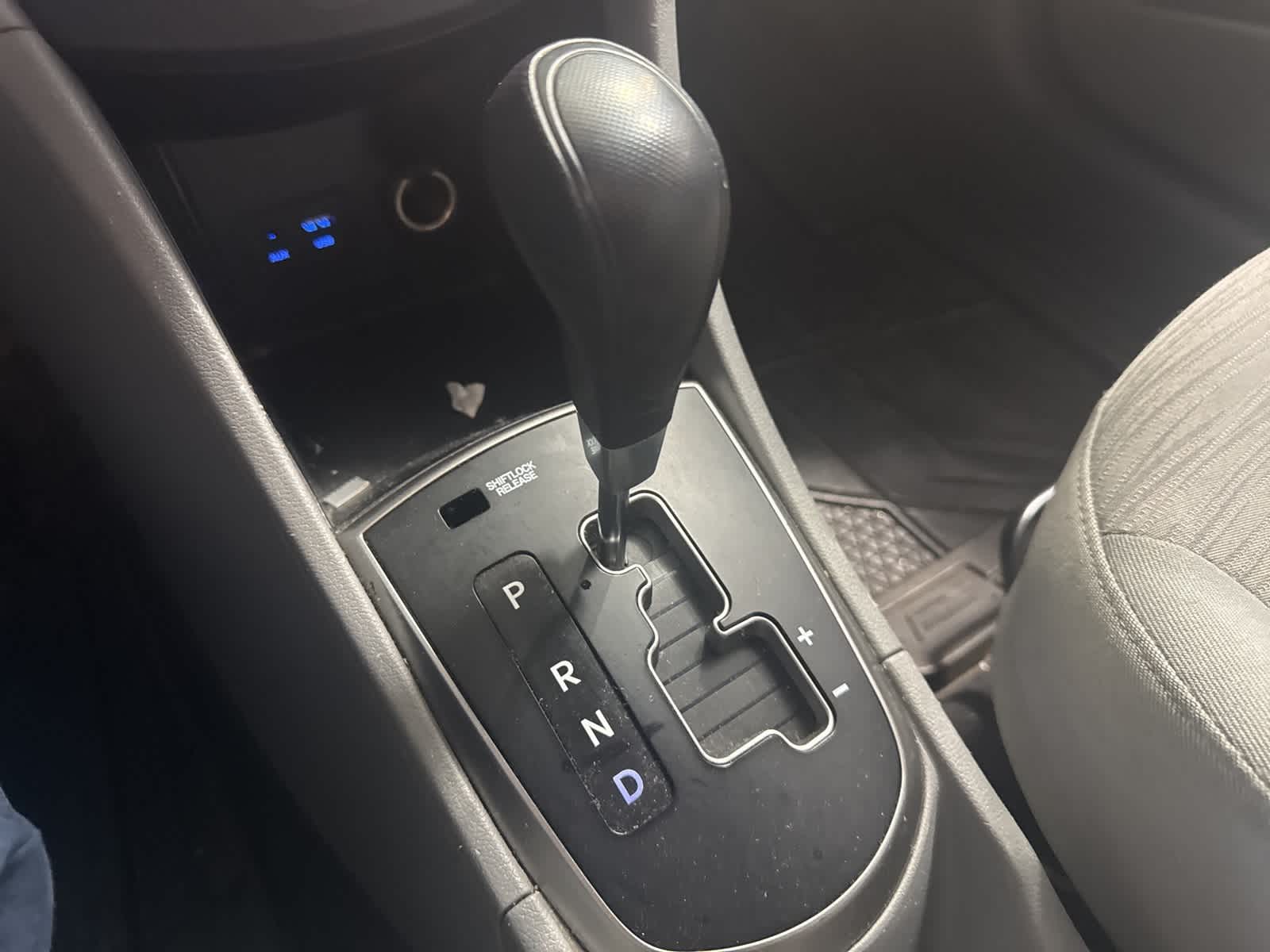 Thumbnail: 2015 Hyundai Accent - 19