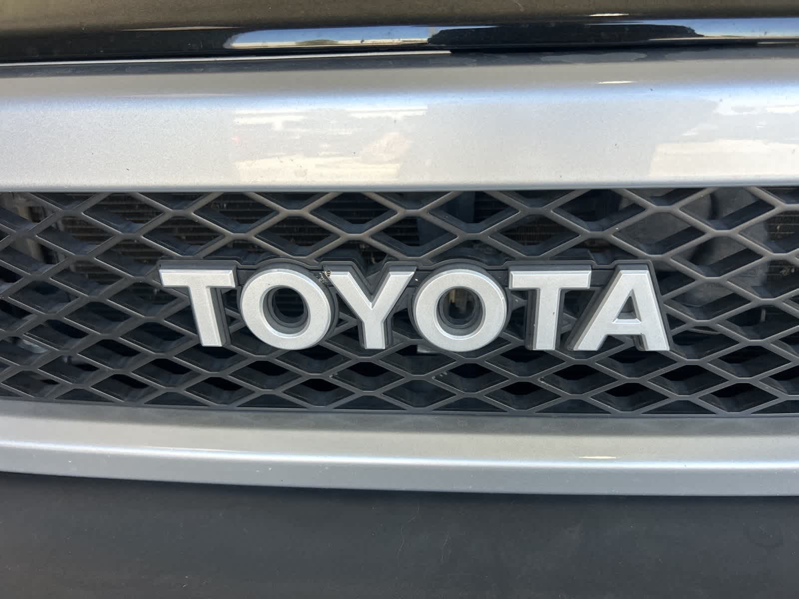 Thumbnail: 2008 Toyota FJ Cruiser - 3