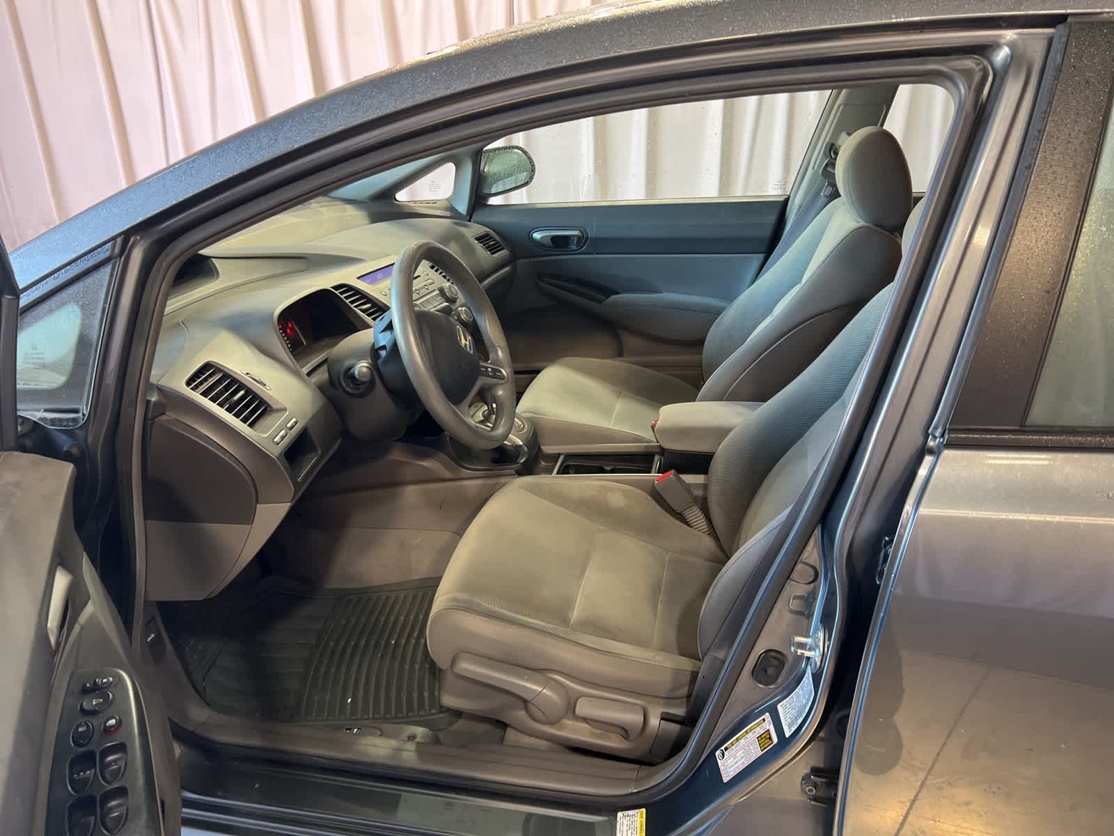 Thumbnail: 2011 Honda Civic - 16