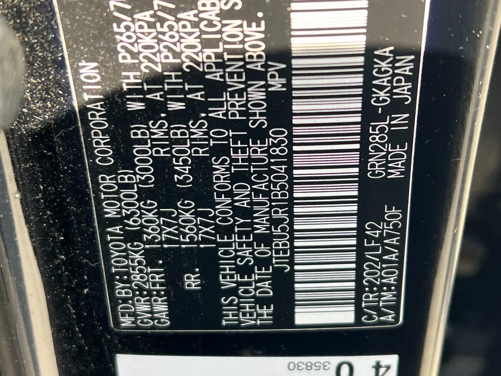 Thumbnail: 2011 Toyota 4Runner - 28