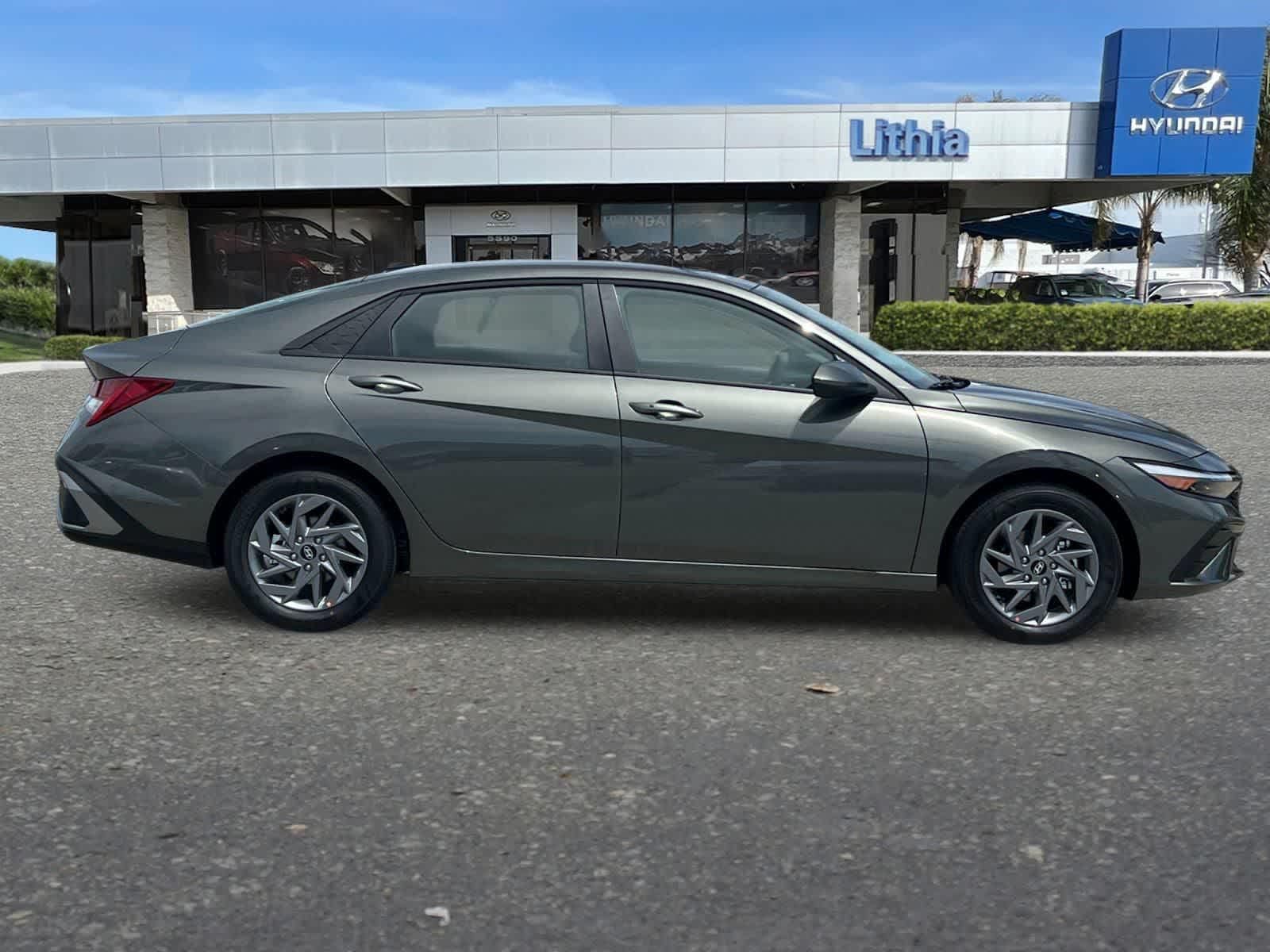 Thumbnail: 2026 Hyundai Elantra - 9