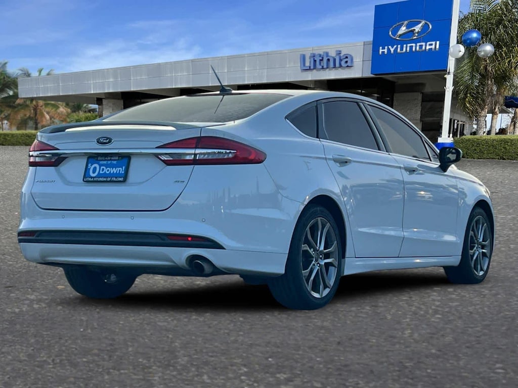 Used 2017 Ford Fusion SE Sedan