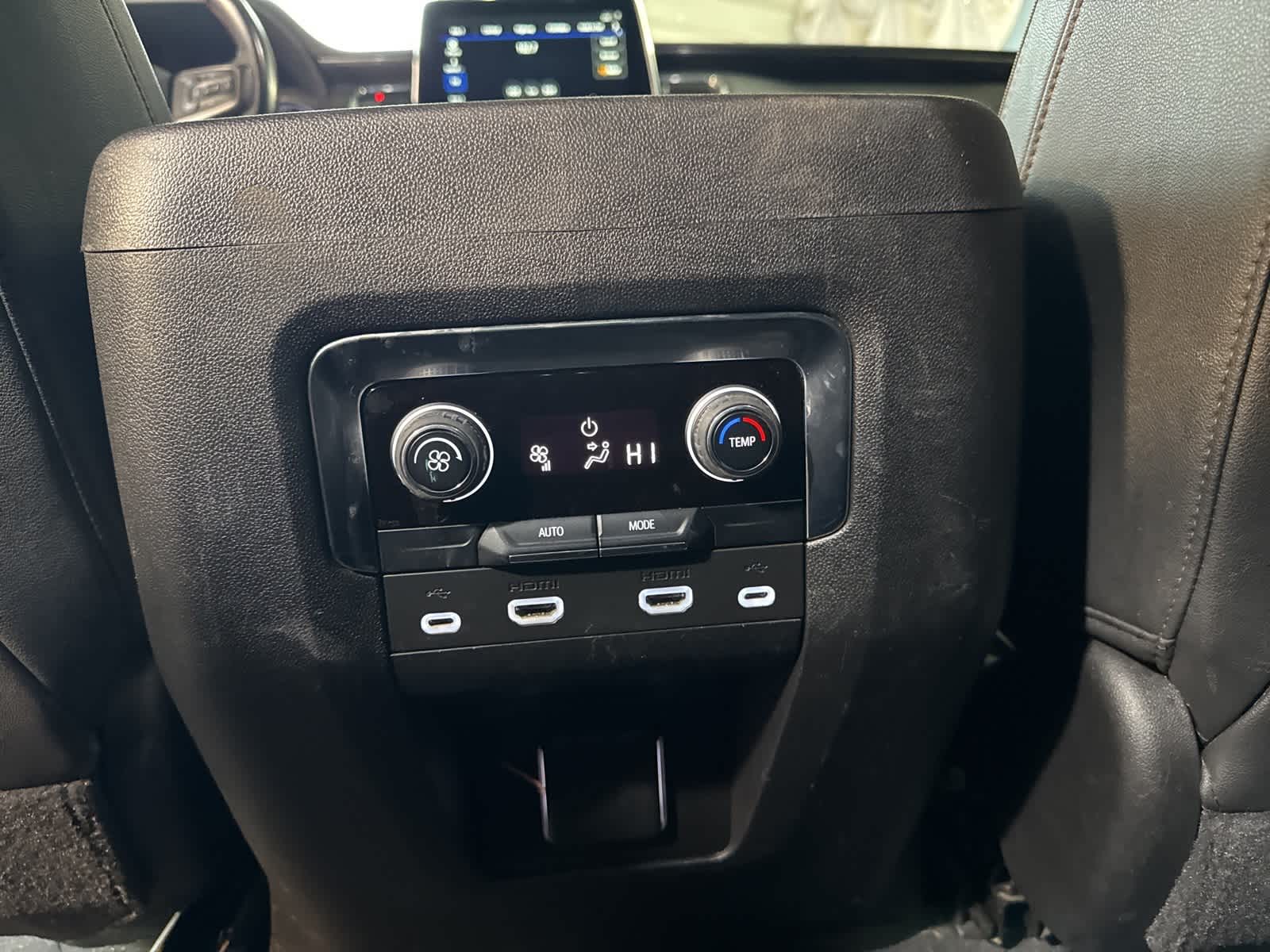 Thumbnail: 2021 Chevrolet Tahoe - 16