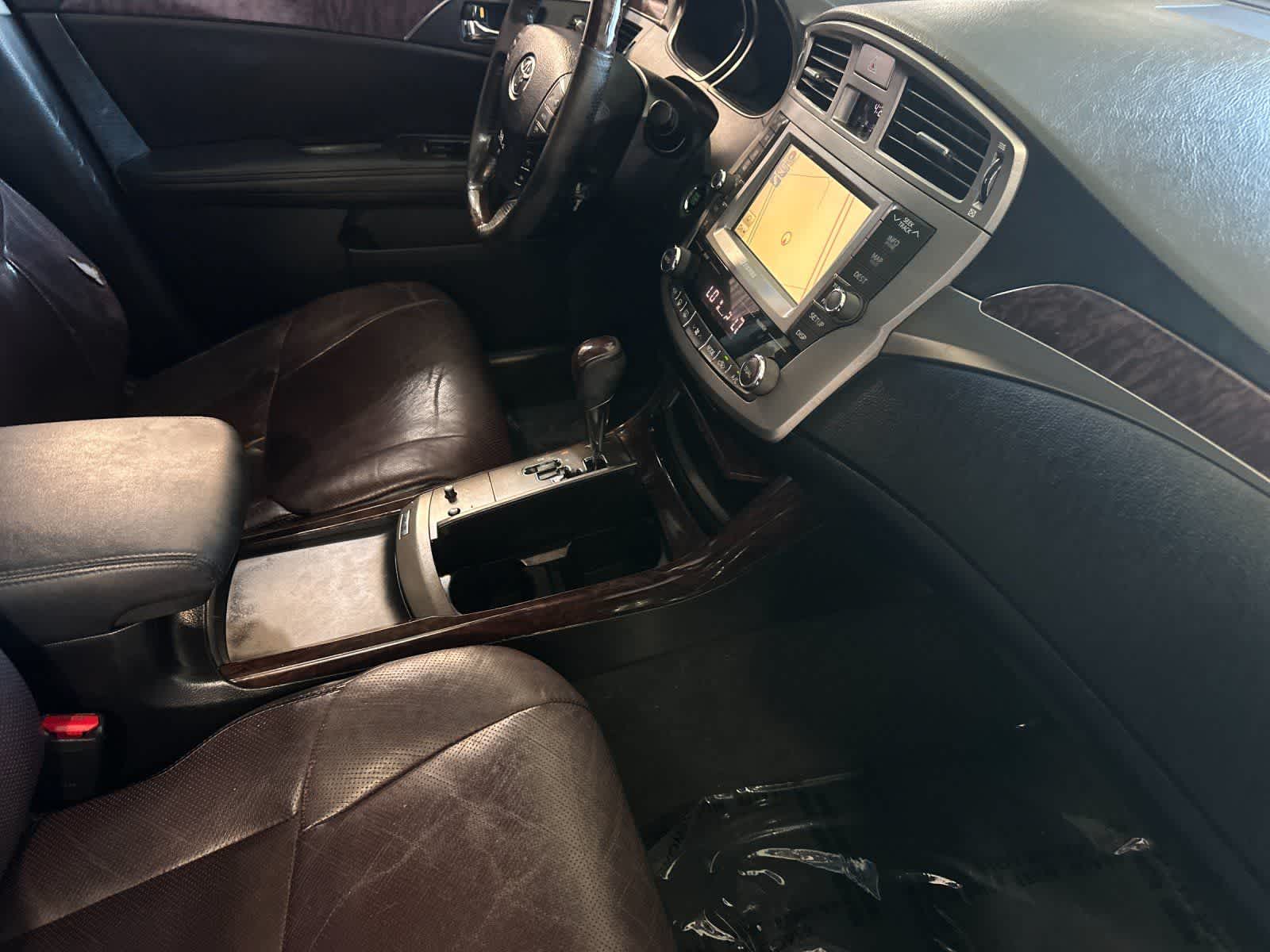 Thumbnail: 2011 Toyota Avalon - 16