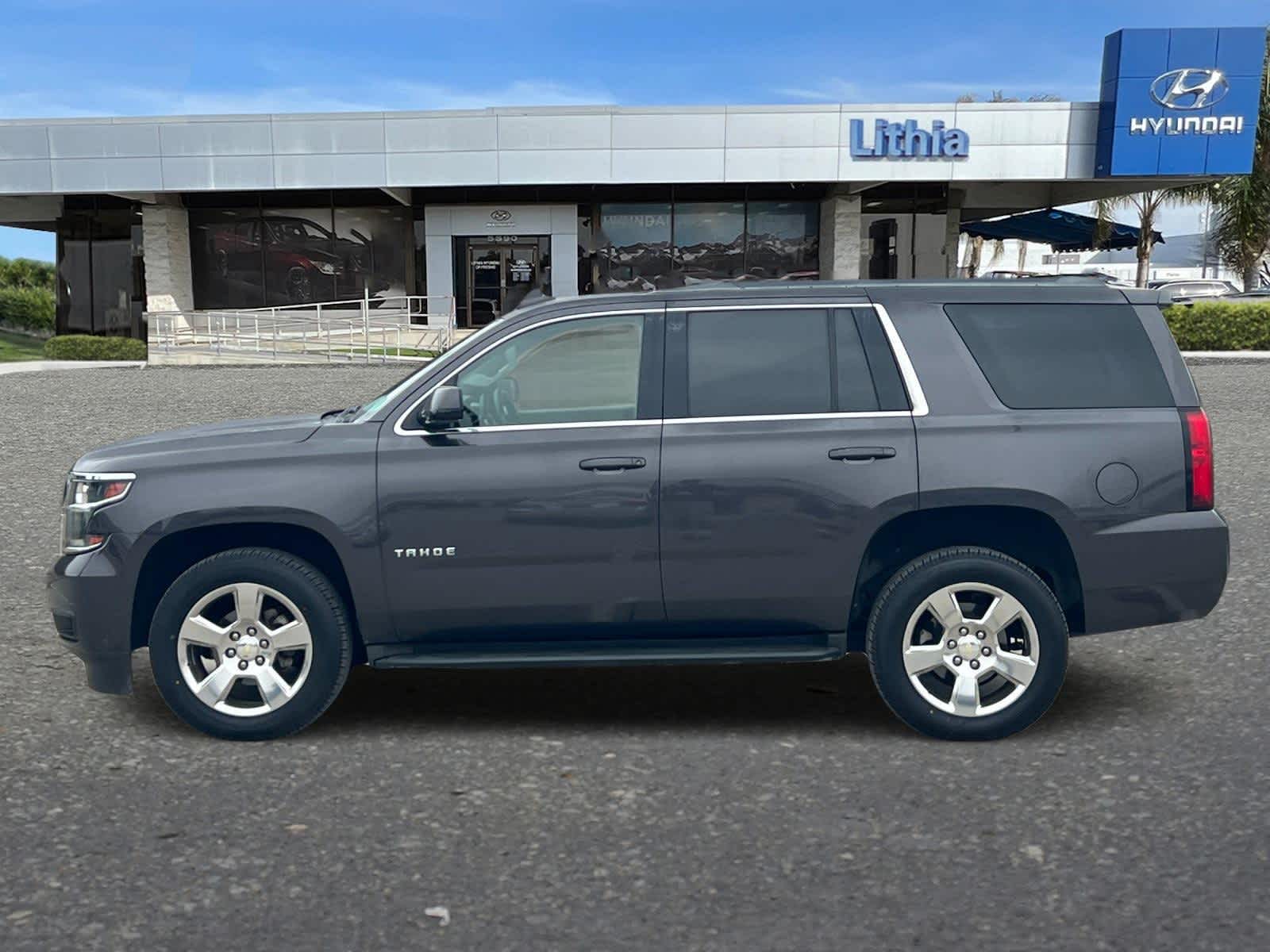 Thumbnail: 2017 Chevrolet Tahoe - 5