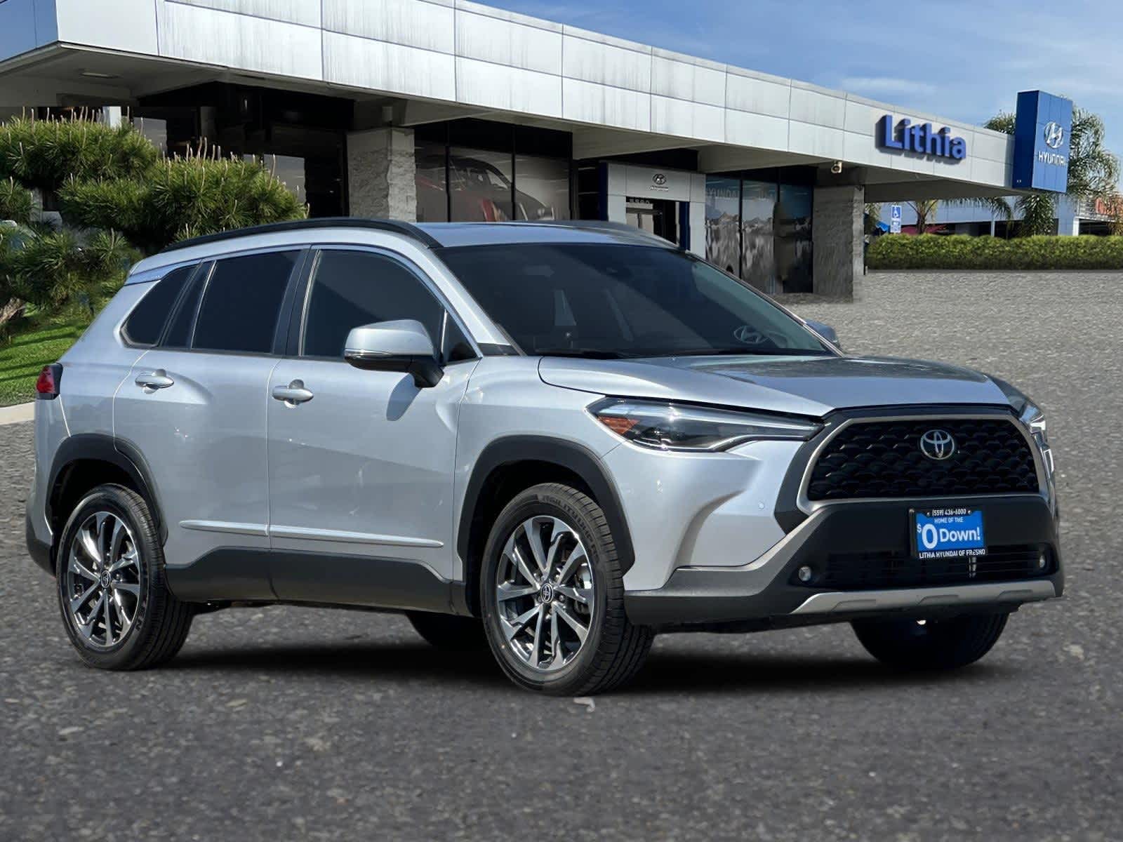 Thumbnail: 2022 Toyota Corolla Cross - 9