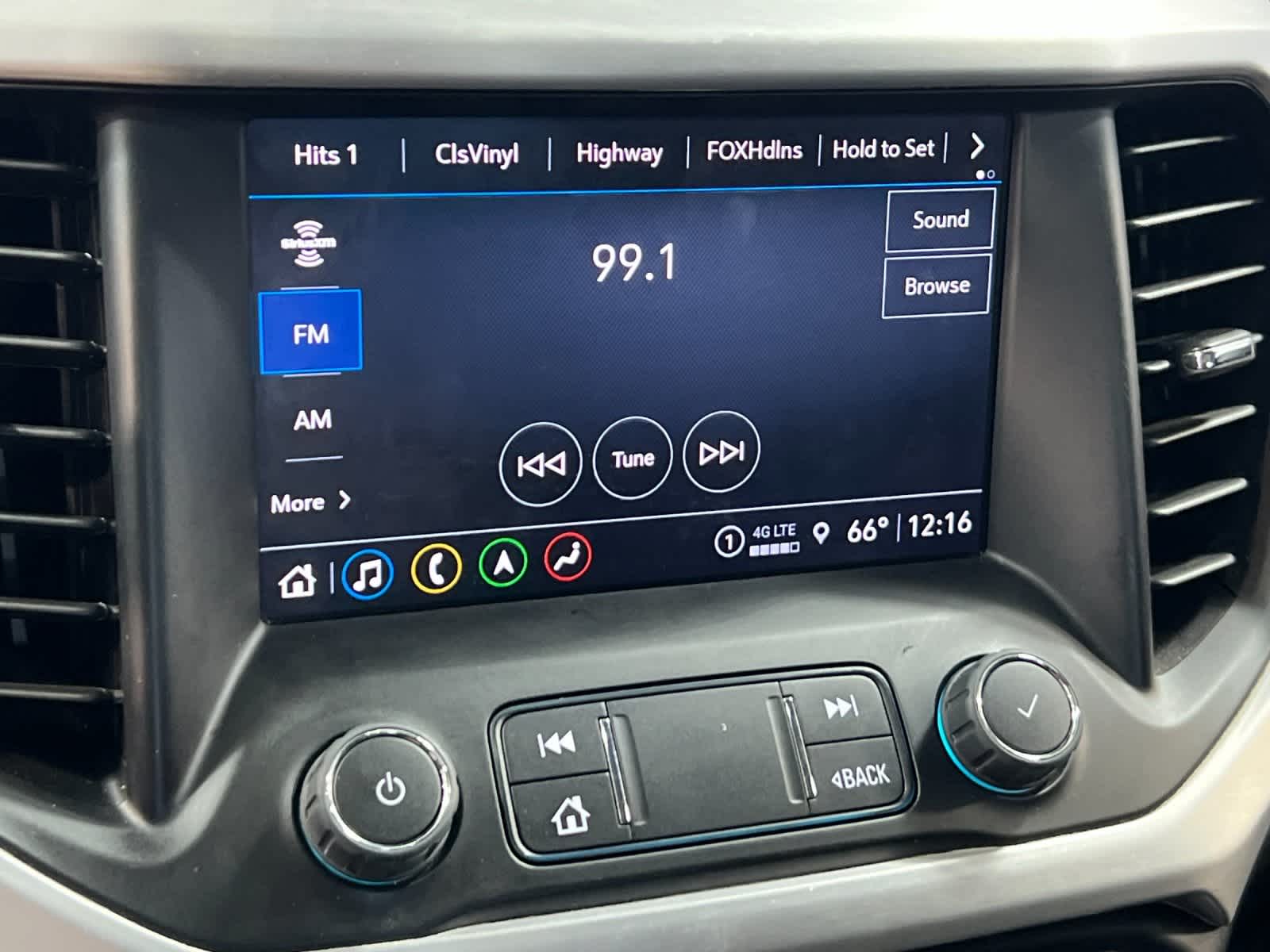 Thumbnail: 2023 GMC Acadia - 19