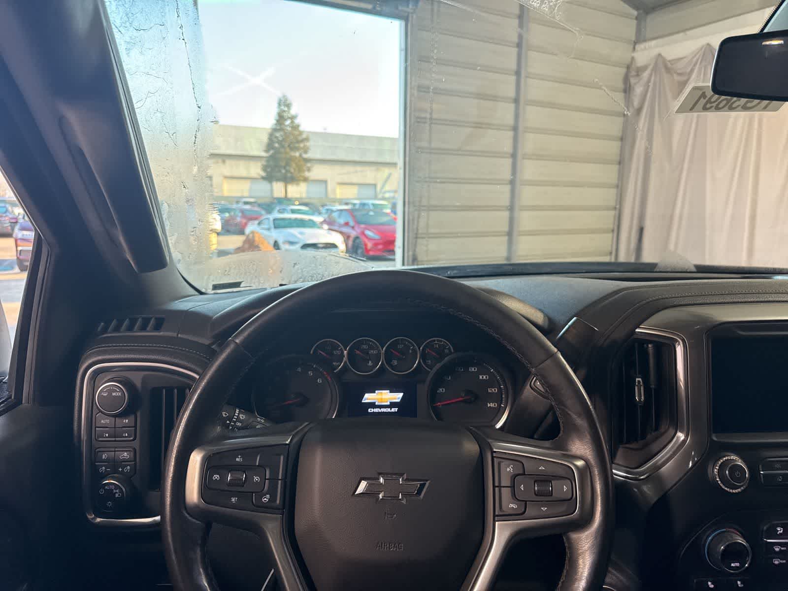 Thumbnail: 2021 Chevrolet Silverado 1500 - 22