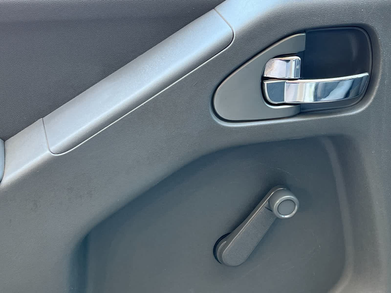 2017 Nissan Frontier S 12