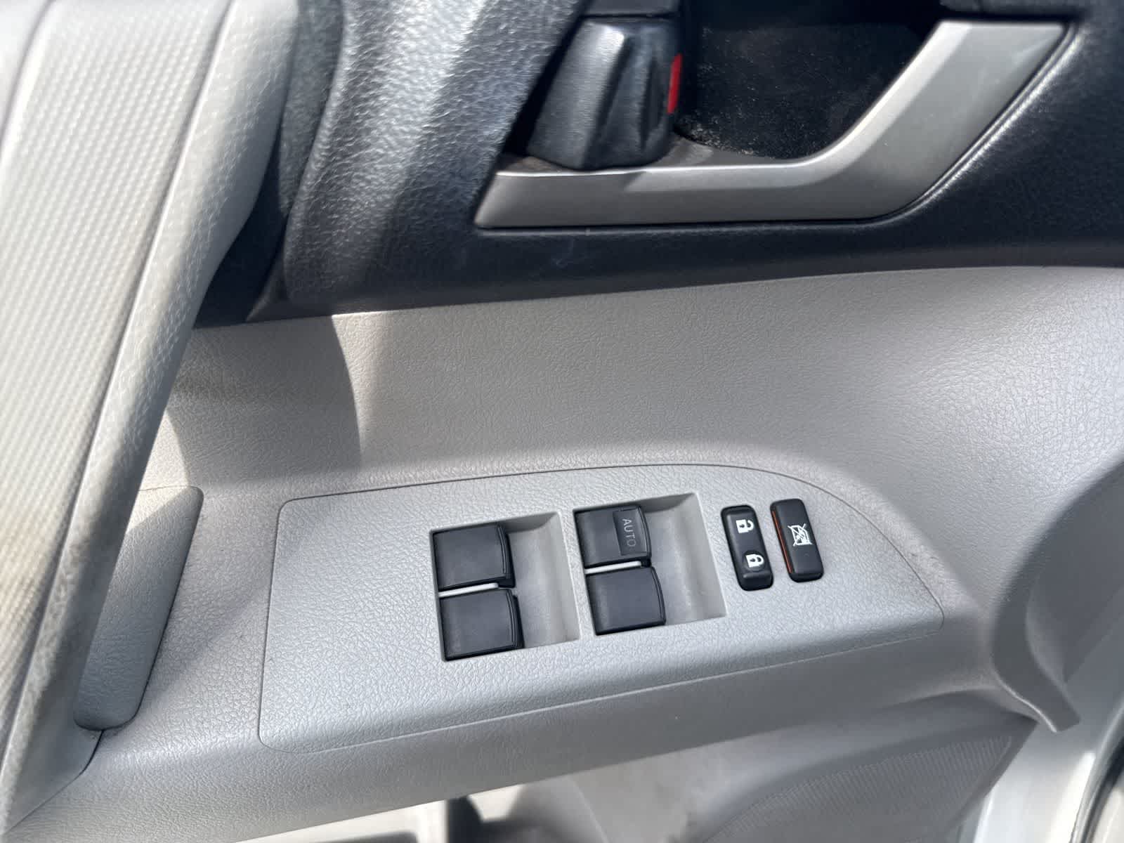 Thumbnail: 2013 Toyota Highlander - 15